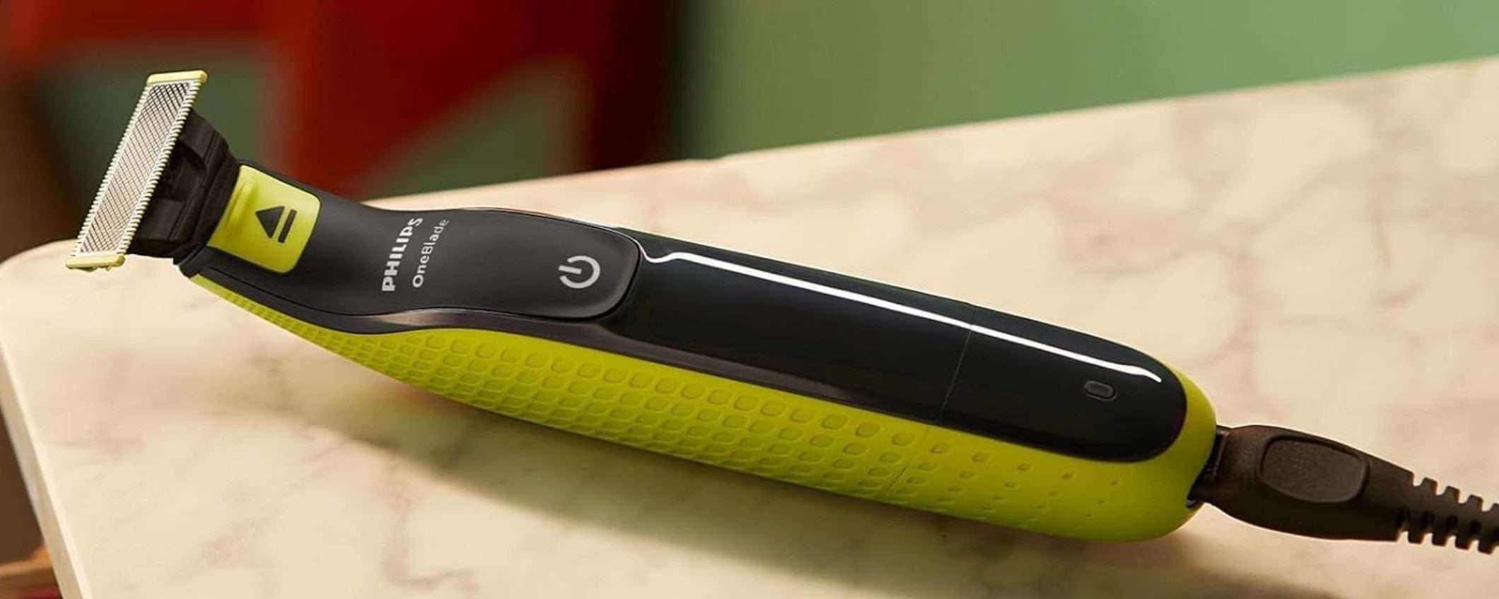 Solo 34,99€ per il rasoio elettrico Philips OneBlade 360 su Amazon (-42%) Solo 34,99€ per il rasoio elettrico Philips OneBlade 360 su Amazon (-42%)