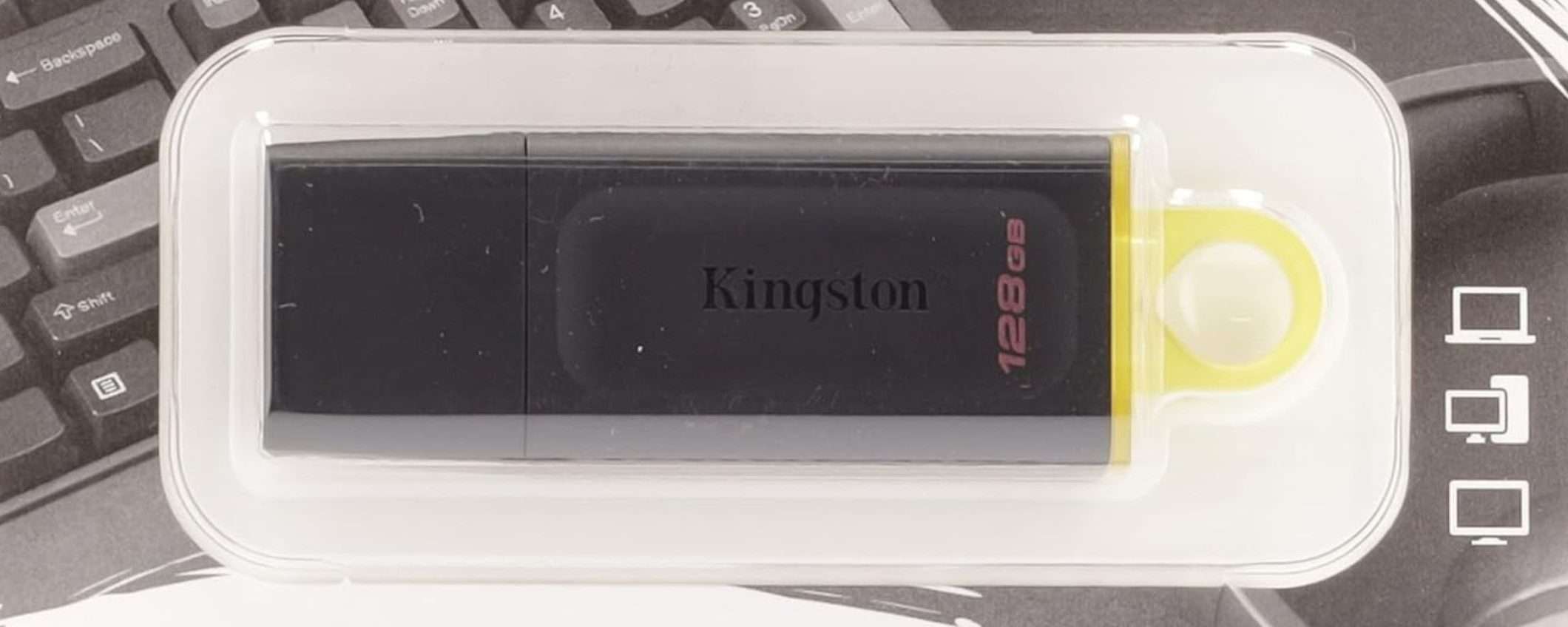 Kingston SVENDUTO su Amazon: 45% di sconto per la chiavetta 128GB, tua a 10€ Kingston SVENDUTO su Amazon: 45% di sconto per la chiavetta 128GB, tua a 10€
