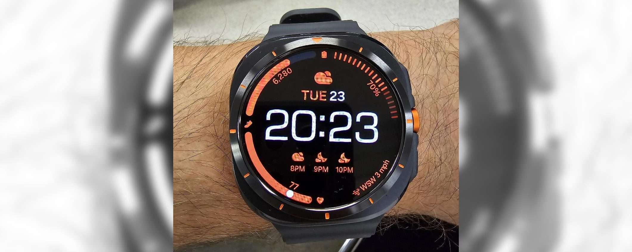 Questo Samsung Galaxy Watch Ultra ha un evidente PROBLEMA Questo Samsung Galaxy Watch Ultra ha un evidente PROBLEMA