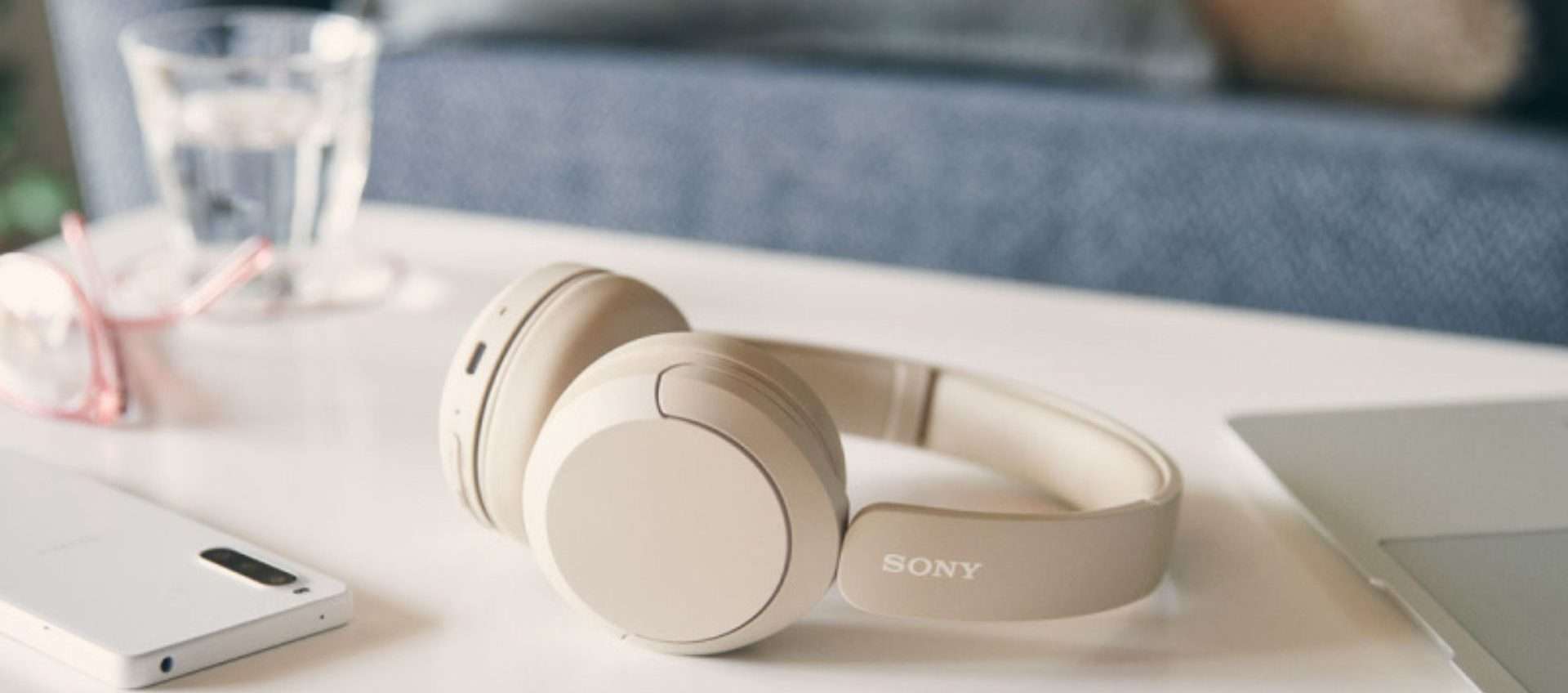 Solo 34,99€ per queste cuffie della Sony: comode e con tante funzioni avanzate Solo 34,99€ per queste cuffie della Sony: comode e con tante funzioni avanzate