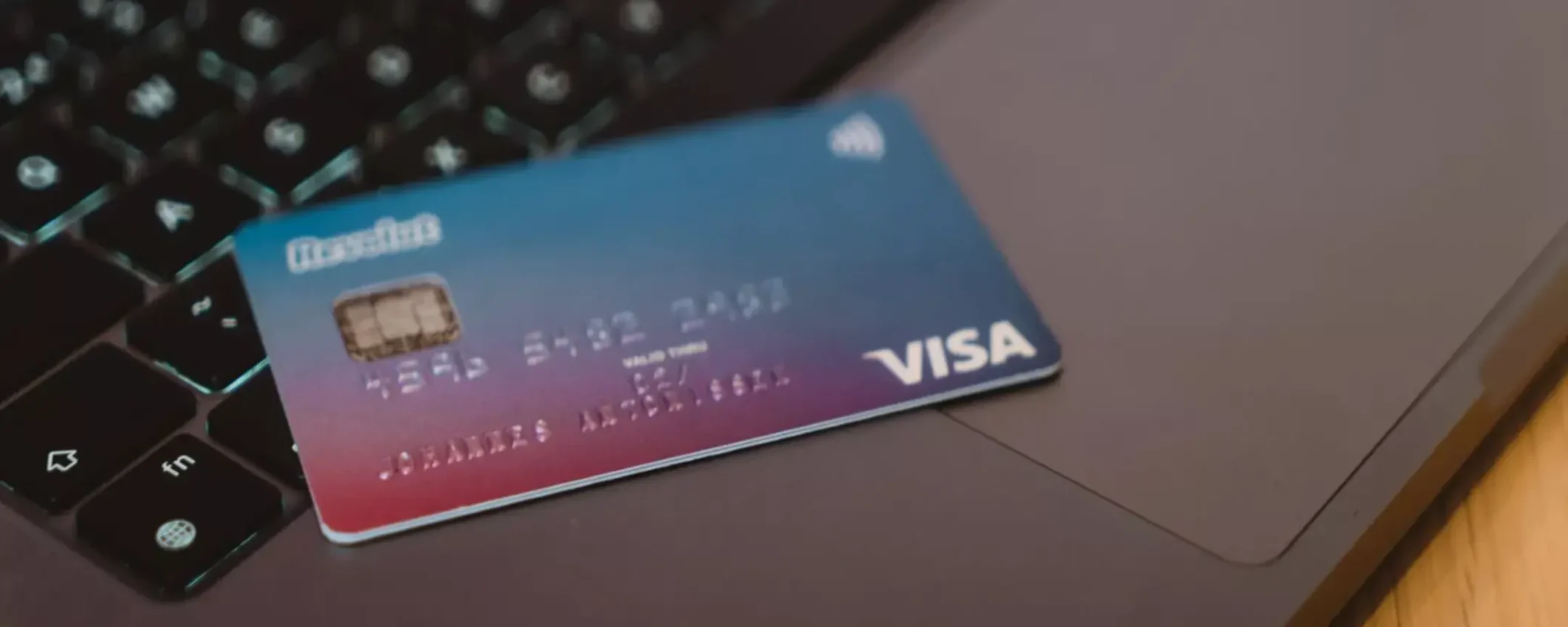 Il conto Multivaluta che ti svolta la vacanza con zero commissioni Il conto Multivaluta che ti svolta la vacanza con zero commissioni