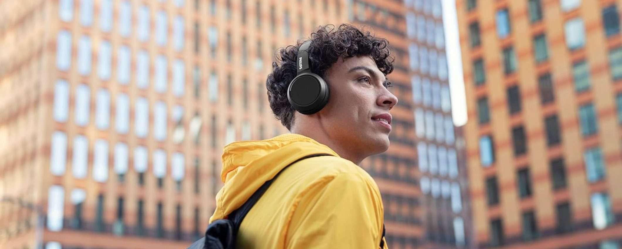 CROLLO TOTALE del 66% su Amazon per le cuffie Bluetooth Philips: occasione unica CROLLO TOTALE del 66% su Amazon per le cuffie Bluetooth Philips: occasione unica