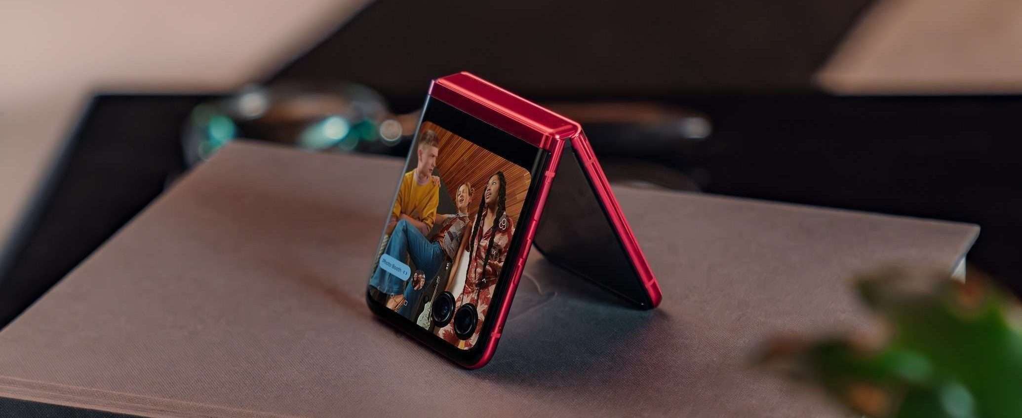 Motorola Razr 40 Ultra: -50% su Amazon, è il pieghevole da prendere Motorola Razr 40 Ultra: -50% su Amazon, è il pieghevole da prendere