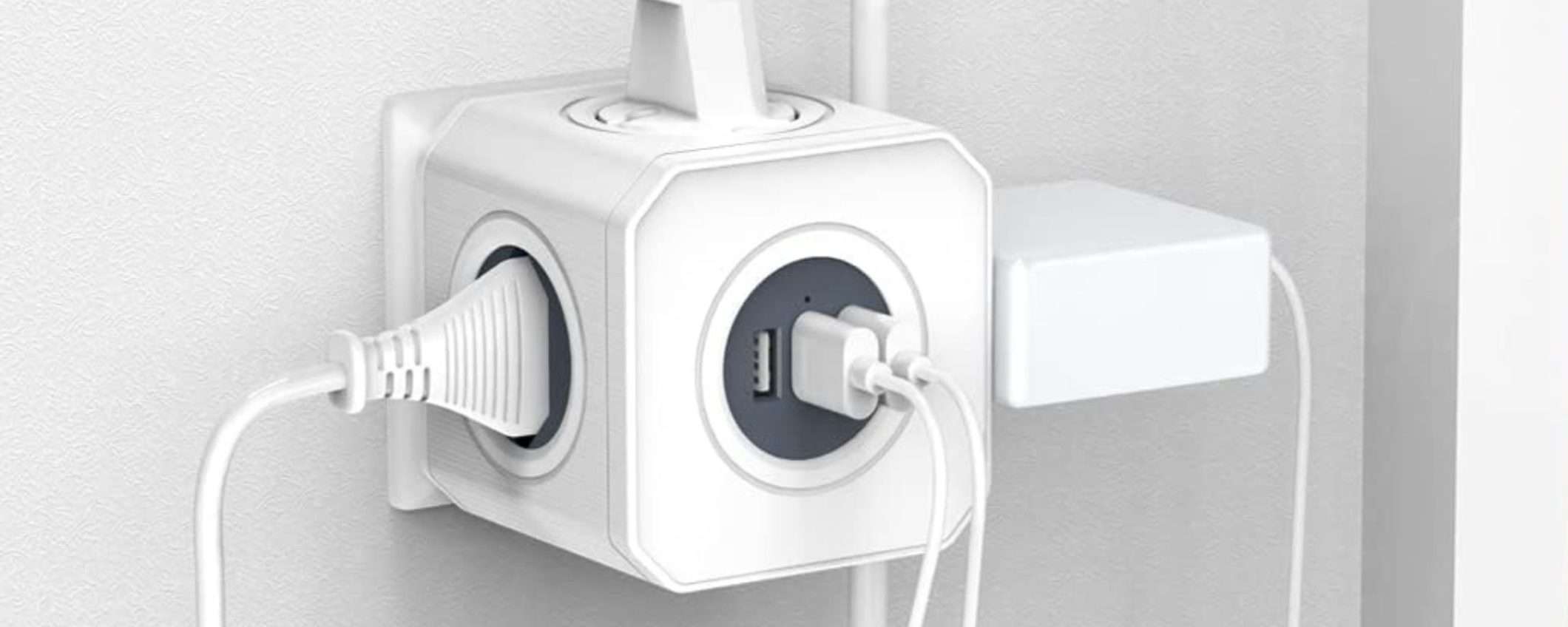 Multipresa a cubo a 9,99€: ben 7 ingressi, una sola presa occupata, geniale Multipresa a cubo a 9,99€: ben 7 ingressi, una sola presa occupata, geniale