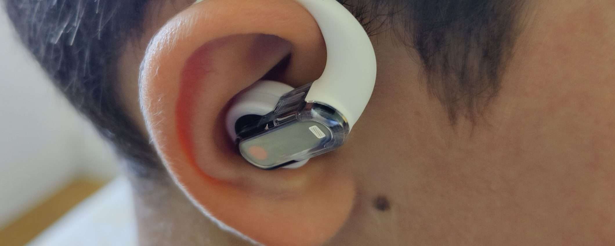 Nothing Ear (open): pregi e difetti dei nuovi auricolari OWS Nothing Ear (open): pregi e difetti dei nuovi auricolari OWS