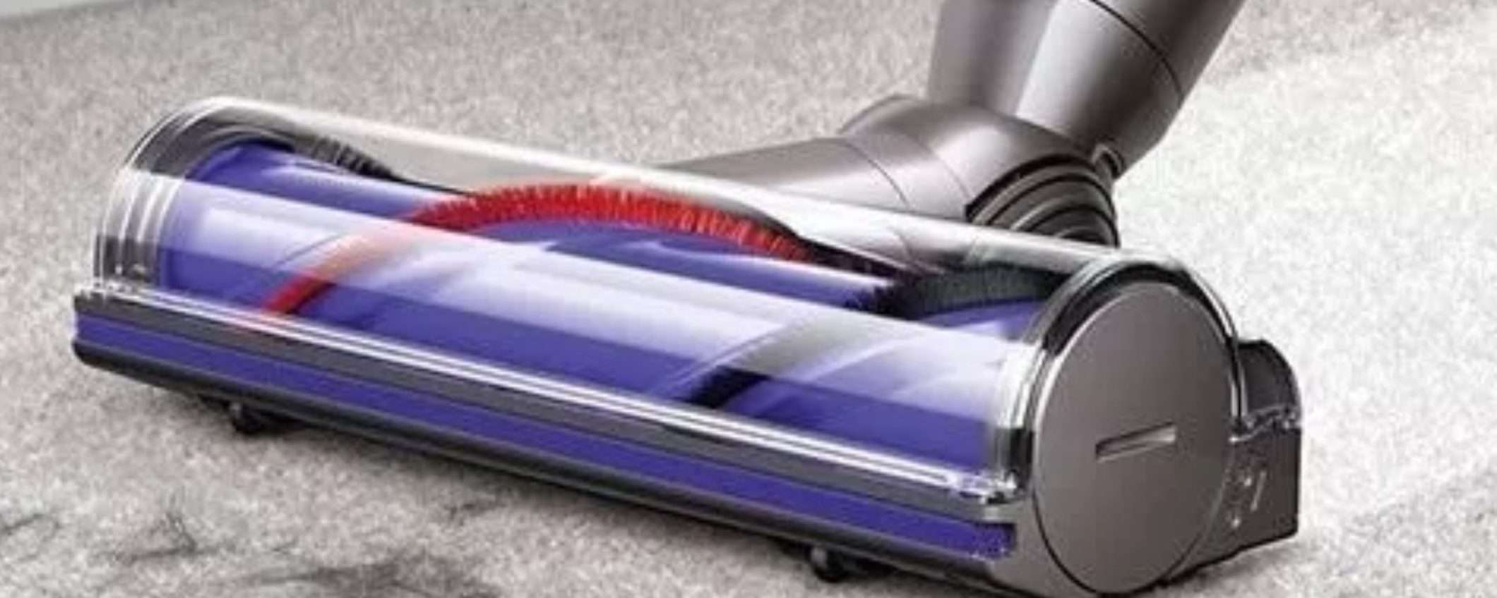 Dyson V8 Advanced DISINTEGRA lo sporco ed è in mega sconto (-100€) Dyson V8 Advanced DISINTEGRA lo sporco ed è in mega sconto (-100€)