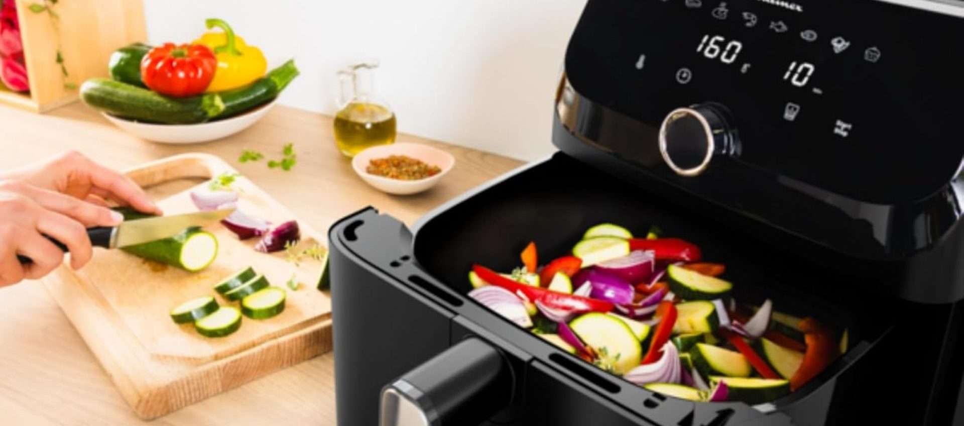 Offerta Moulinex Easy Fry Mega: friggitrice ad aria da 7,5 litri a prezzo speciale su Amazon Offerta Moulinex Easy Fry Mega: friggitrice ad aria da 7,5 litri a prezzo speciale su Amazon