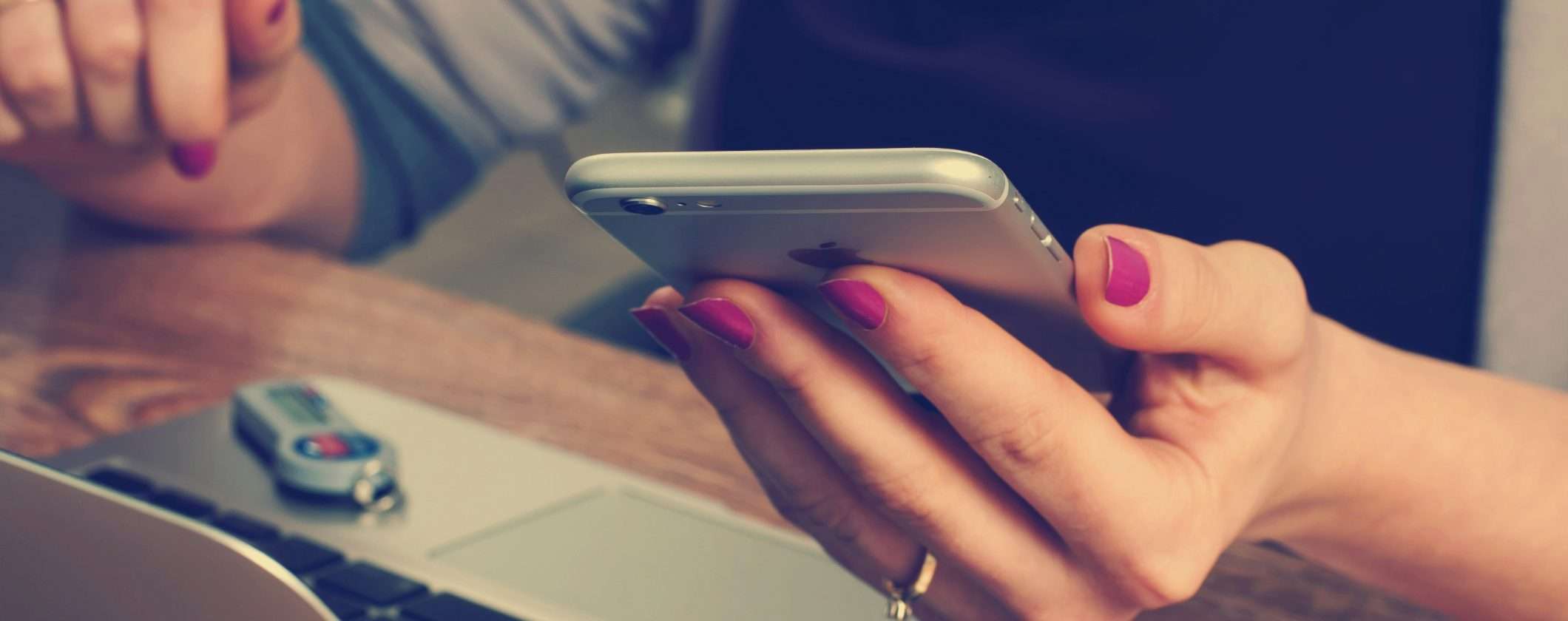 Allarme truffa +27 su WhatsApp: come proteggerti dai messaggi sudafricani Allarme truffa +27 su WhatsApp: come proteggerti dai messaggi sudafricani