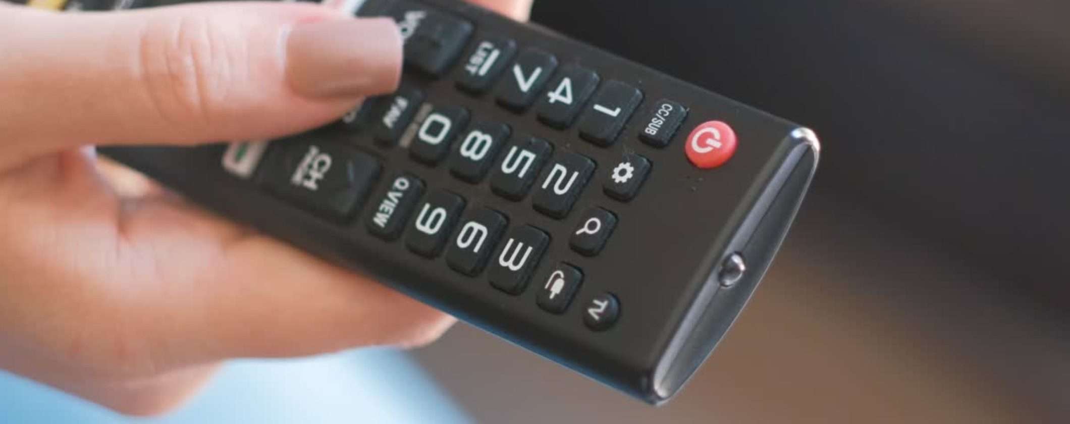 Digitale Terrestre: icone a schermo e numeri su telecomando per i nuovi TV Digitale Terrestre: icone a schermo e numeri su telecomando per i nuovi TV
