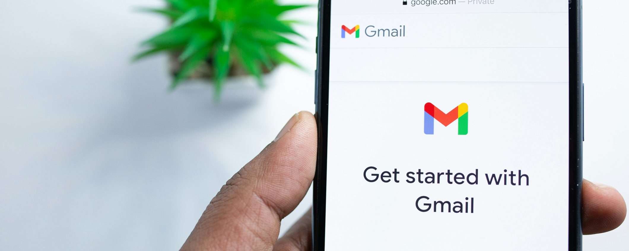 Gemini ti aiuta a scrivere e rifinire le tue mail con questa nuova funzione di Gmail Gemini ti aiuta a scrivere e rifinire le tue mail con questa nuova funzione di Gmail