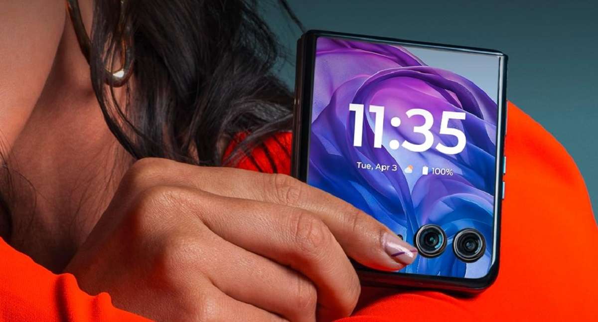 Motorola Razr 50 Ultra: nuovo minimo per il pieghevole su Amazon (-302€) Motorola Razr 50 Ultra: nuovo minimo per il pieghevole su Amazon (-302€)