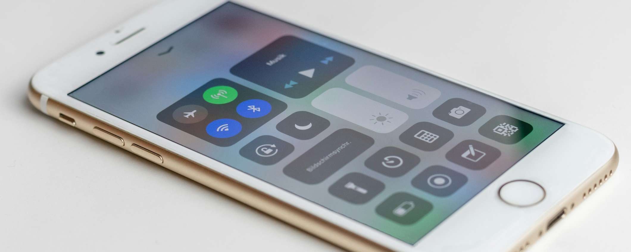 Come personalizzare il Centro di Controllo su iPhone Come personalizzare il Centro di Controllo su iPhone