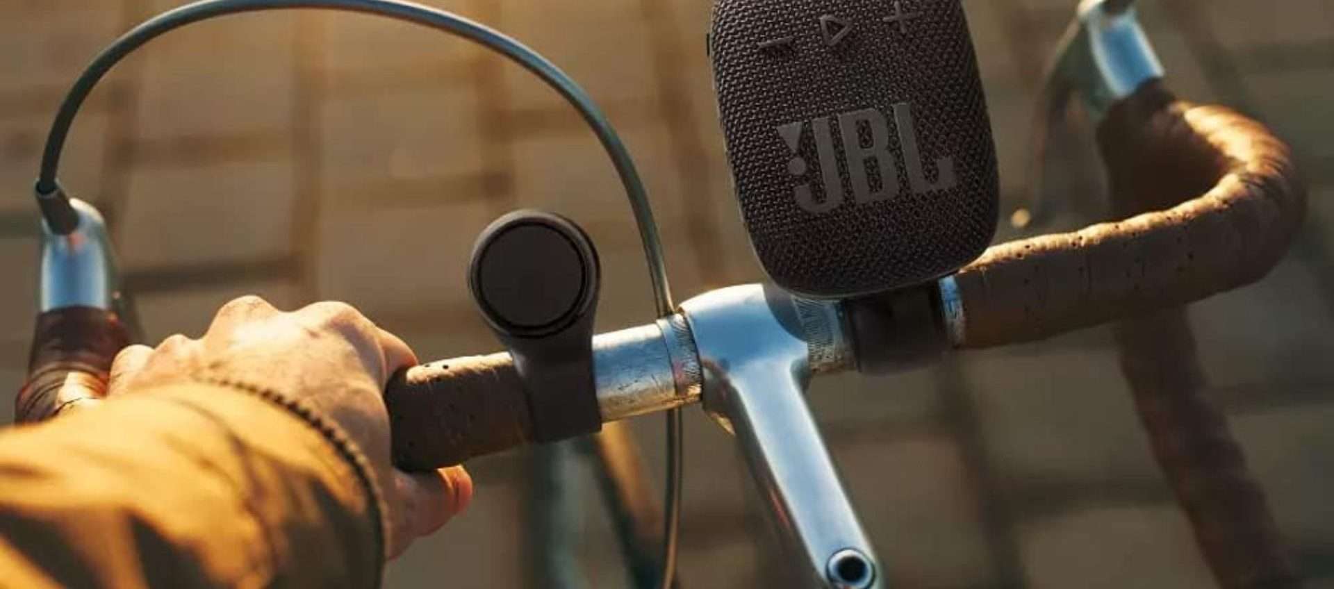 JBL Box Wind 3S: l'offerta imperdibile su Amazon per un suono potente e portatile JBL Box Wind 3S: l'offerta imperdibile su Amazon per un suono potente e portatile