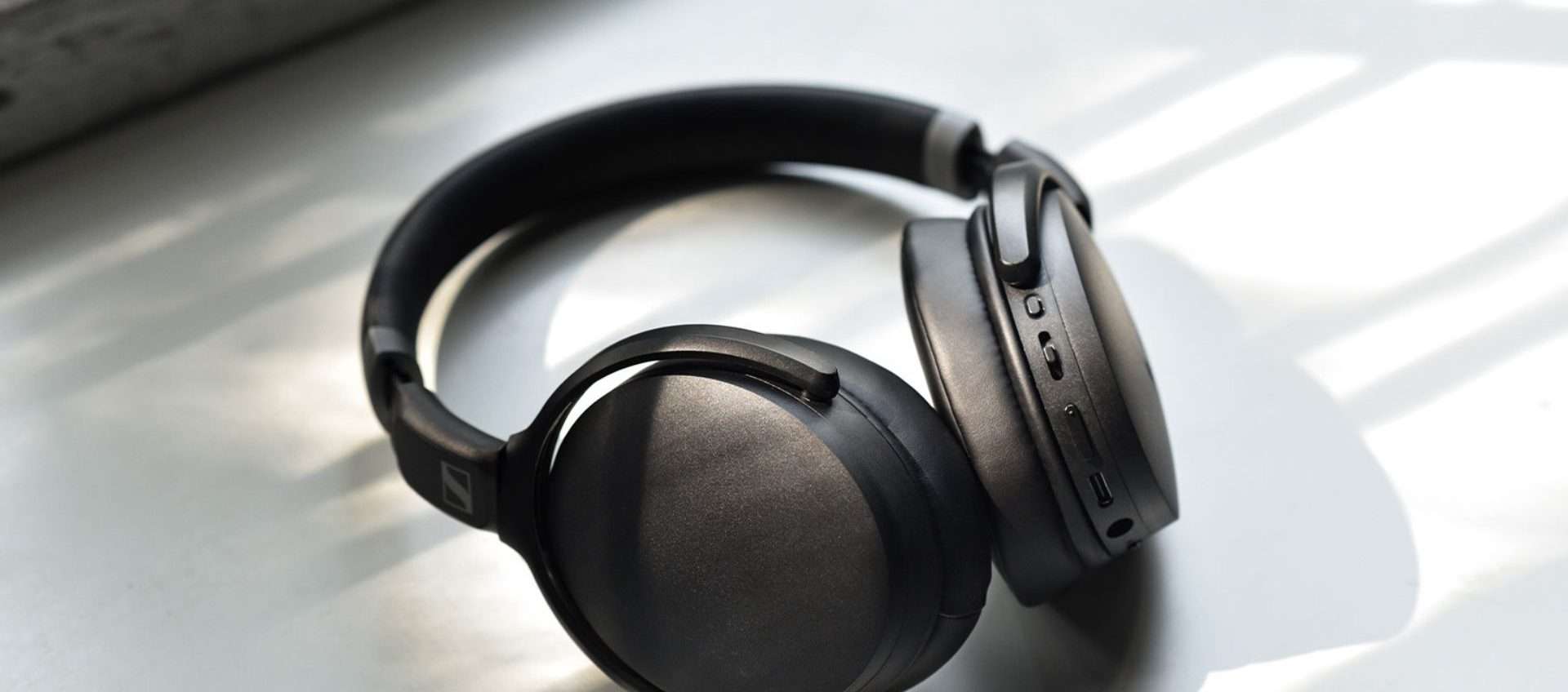 Sennheiser HD 450BT, prezzo in picchiata: approfitta del 33% di sconto Sennheiser HD 450BT, prezzo in picchiata: approfitta del 33% di sconto