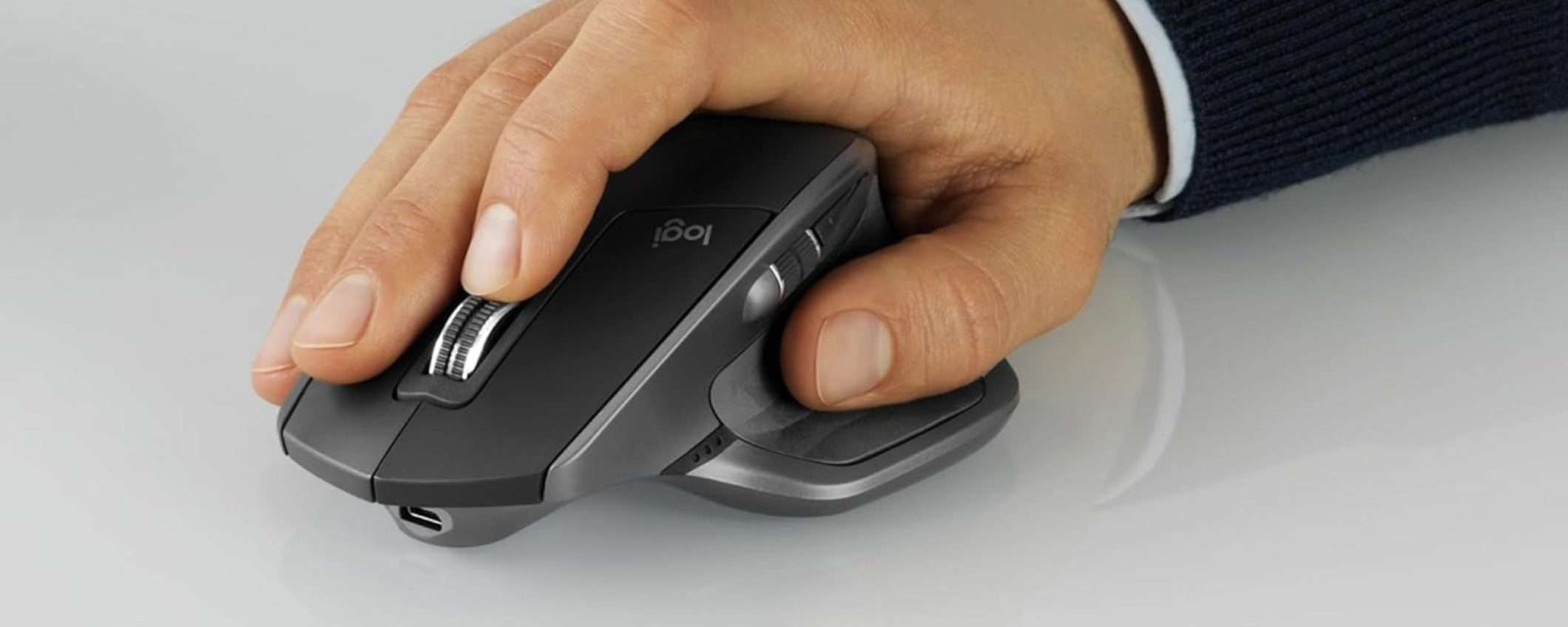 Amazon SVENDE il mouse Logitech MX Master 2S durante il Black Friday (-58%) Amazon SVENDE il mouse Logitech MX Master 2S durante il Black Friday (-58%)