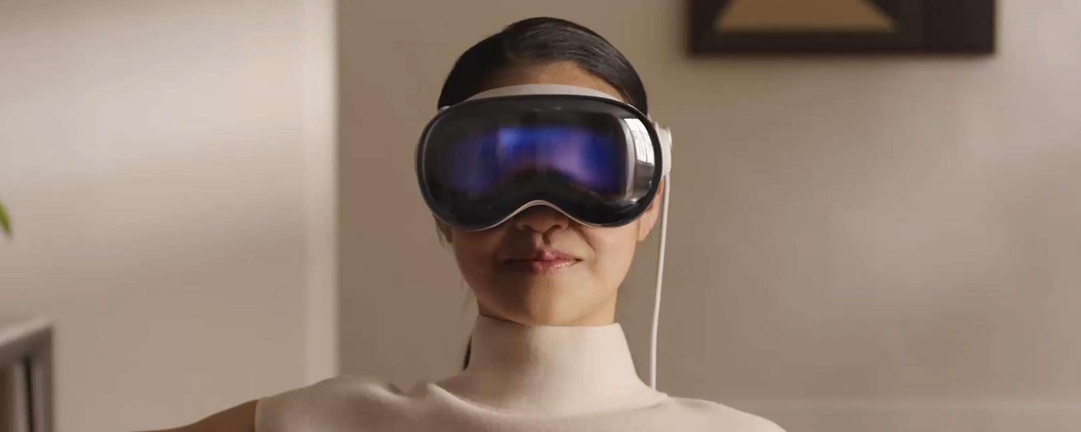 Apple Vision Pro 2, la produzione sarebbe già iniziata: quando esce? Apple Vision Pro 2, la produzione sarebbe già iniziata: quando esce?