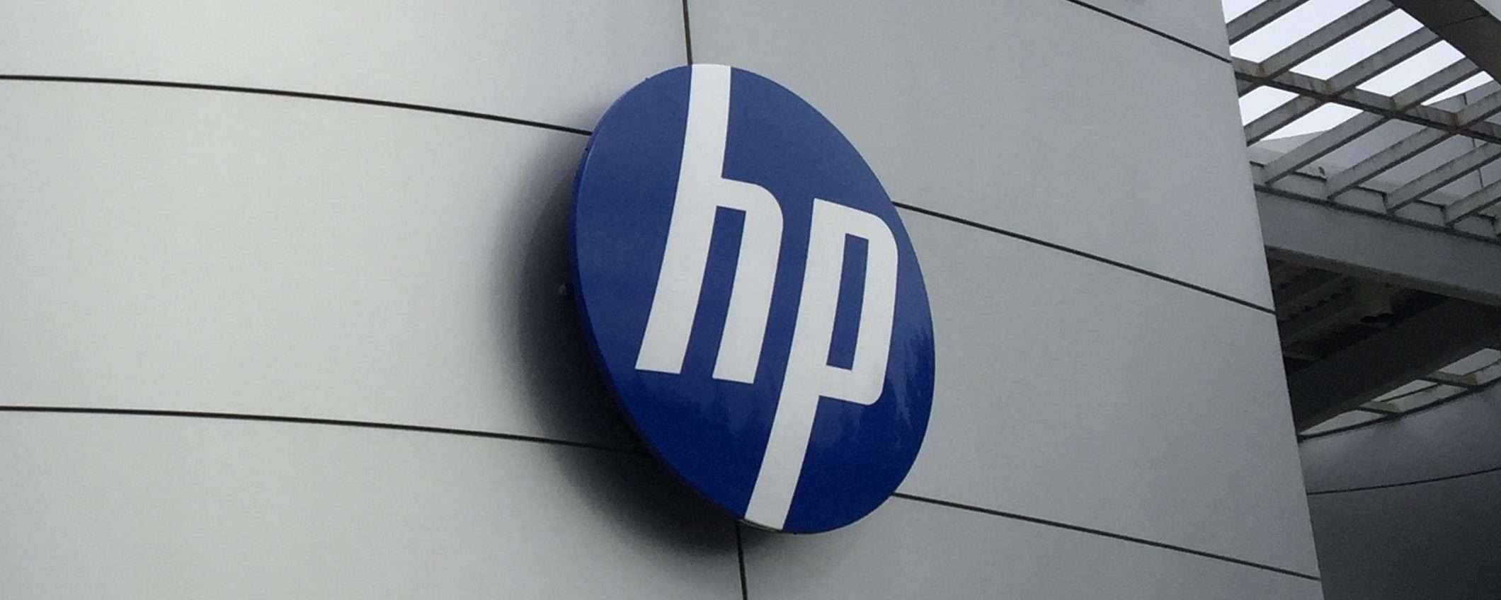 HP ha in mente un laptop pieghevole di una comodità estrema HP ha in mente un laptop pieghevole di una comodità estrema
