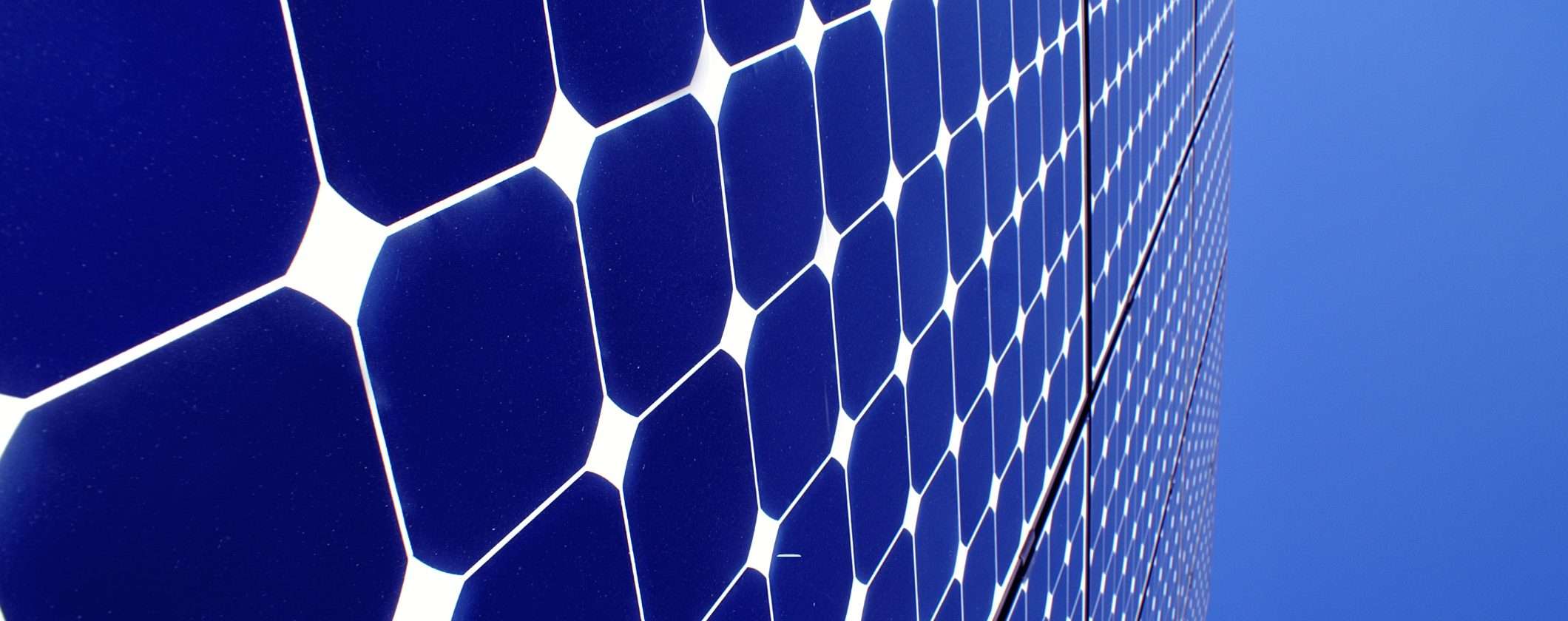 Allarme sicurezza: anche i Pannelli Solari possono essere hackerati Allarme sicurezza: anche i Pannelli Solari possono essere hackerati