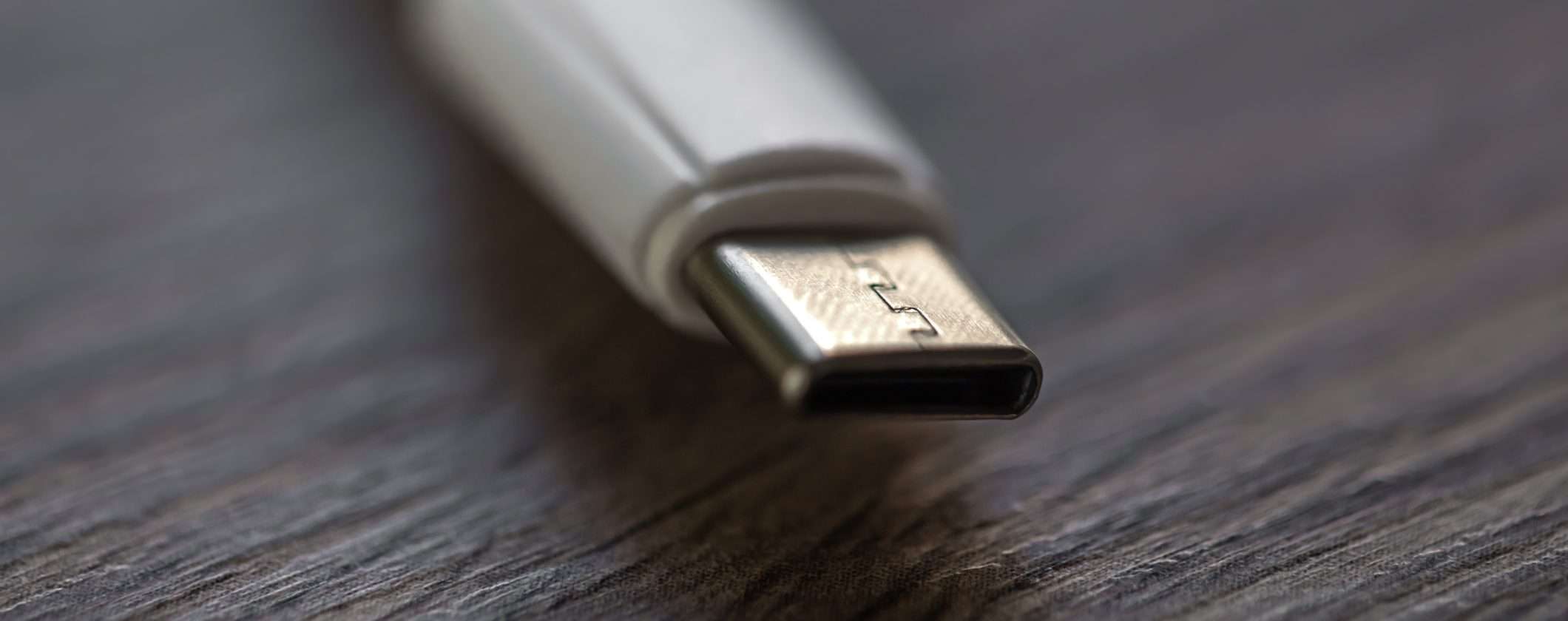 Attenzione ai Cavi USB-C manomessi per il furto dati Attenzione ai Cavi USB-C manomessi per il furto dati