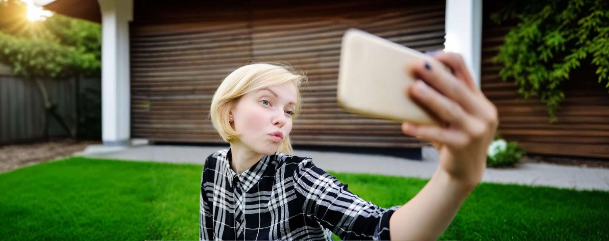 Stop alle foto dei minori di 14 anni sui social Stop alle foto dei minori di 14 anni sui social