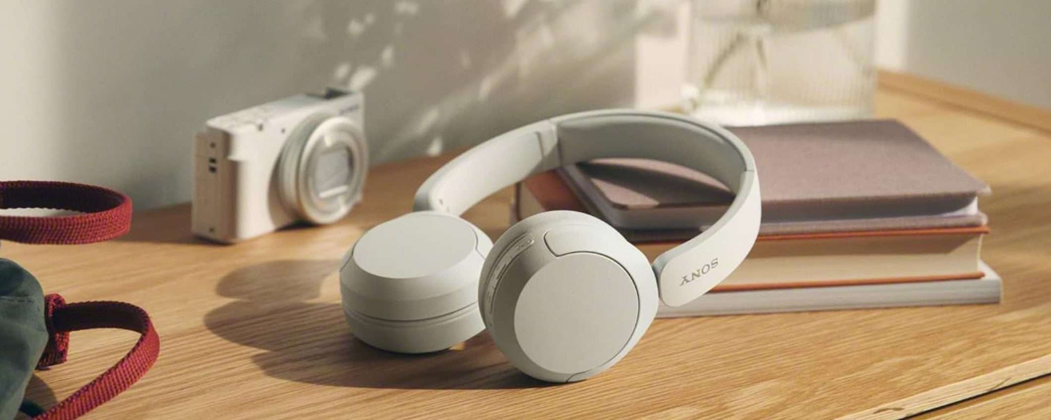 Sony WH-CH520: cuffie wireless con 50 ore di musica a prezzo BUDGET Sony WH-CH520: cuffie wireless con 50 ore di musica a prezzo BUDGET