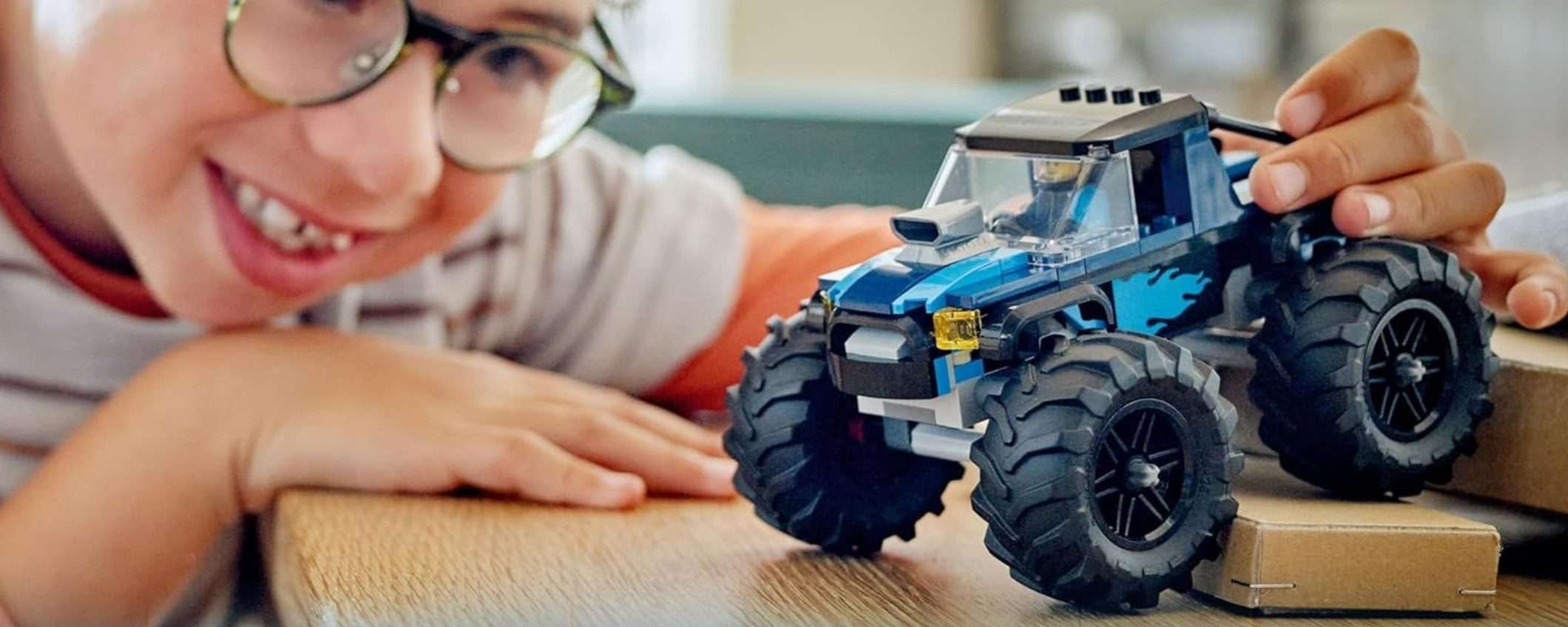 LEGO City Monster Truck Blu: offerta Amazon per un regalo imperdibile LEGO City Monster Truck Blu: offerta Amazon per un regalo imperdibile