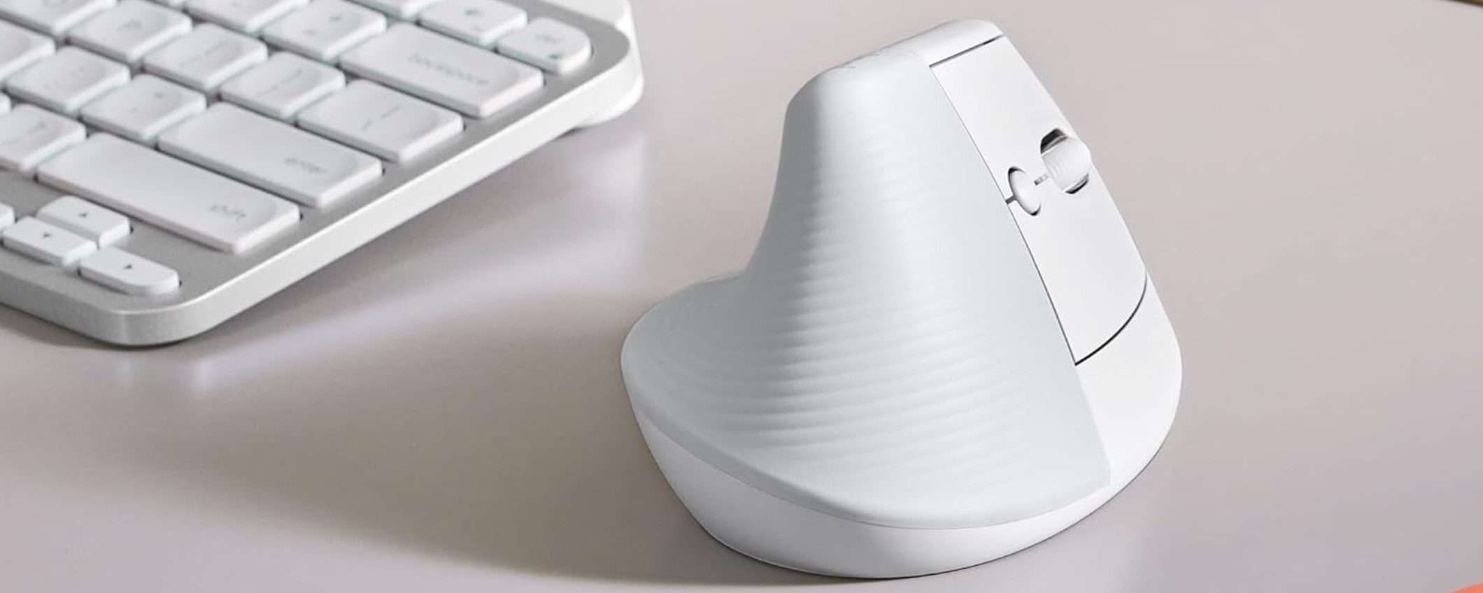 Logitech Lift: mouse ergonomico verticale in sconto lampo (-33%) Logitech Lift: mouse ergonomico verticale in sconto lampo (-33%)