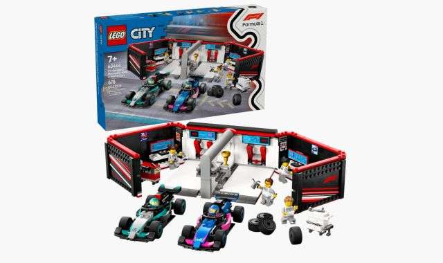 Set LEGO F1 garage