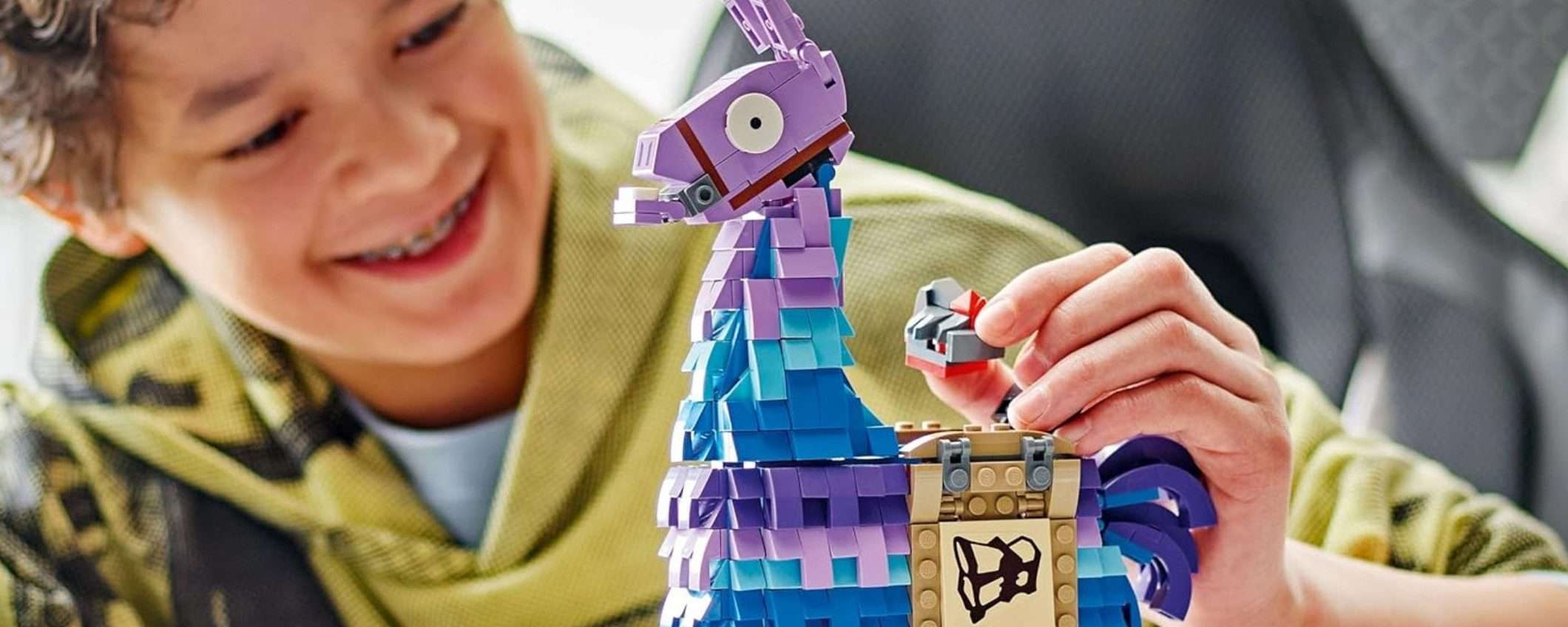 Set LEGO Fortnite Lama delle Scorte: idea regalo su Amazon Set LEGO Fortnite Lama delle Scorte: idea regalo su Amazon