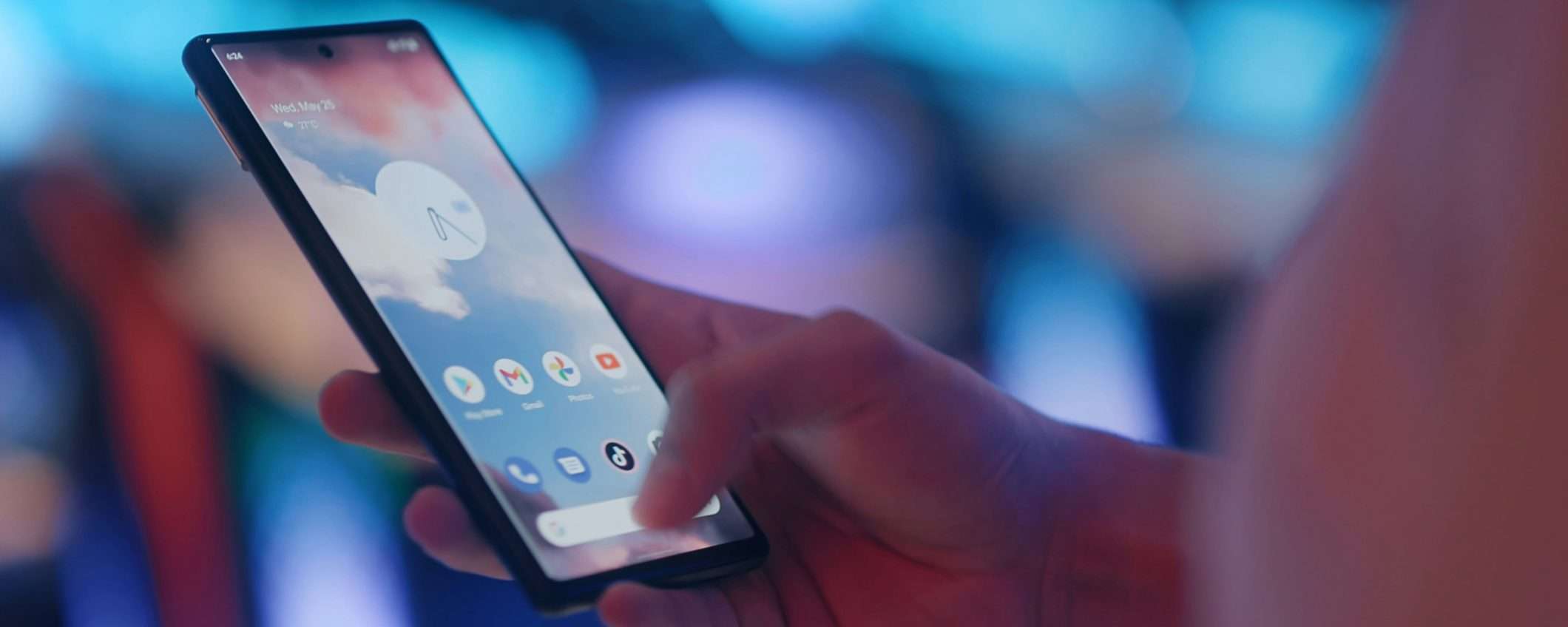Dopo tre mesi, Google sistemerà il bug della gesture sui dispositivi Pixel Dopo tre mesi, Google sistemerà il bug della gesture sui dispositivi Pixel