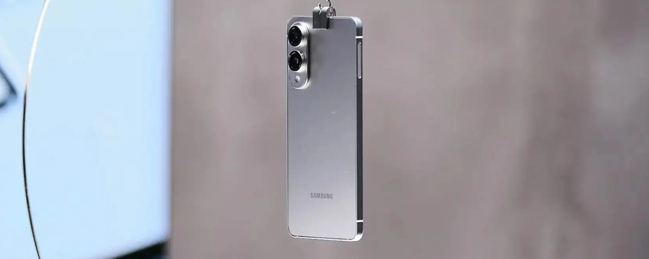 Samsung Galaxy S25 Edge: la scheda tecnica prende forma su Geekbench Samsung Galaxy S25 Edge: la scheda tecnica prende forma su Geekbench