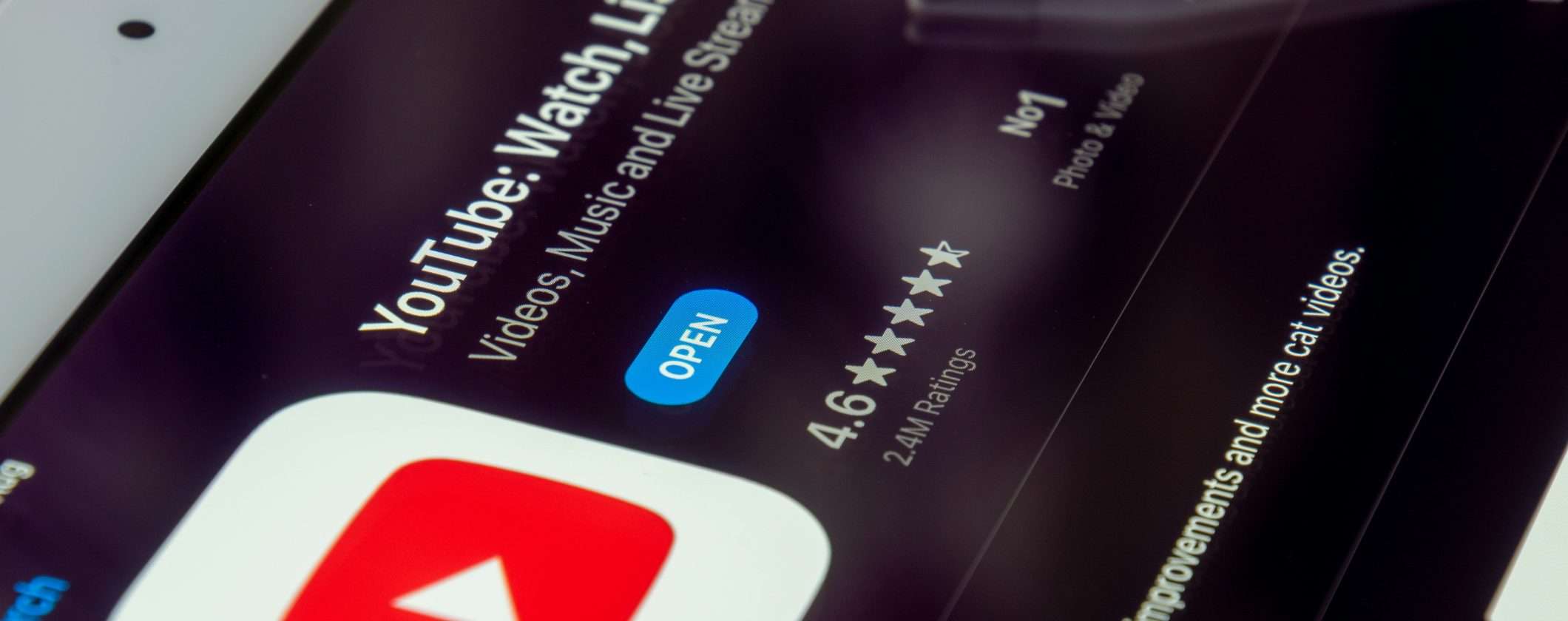 Utenti infuriati con YouTube per annunci lunghi un'ora non saltabili Utenti infuriati con YouTube per annunci lunghi un'ora non saltabili