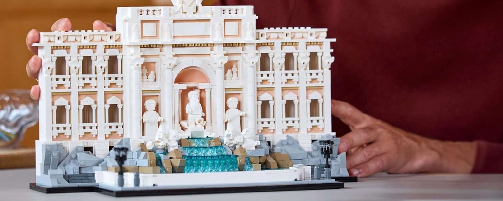 Il nuovissimo set LEGO della Fontana di Trevi è già in SCONTO su Amazon Il nuovissimo set LEGO della Fontana di Trevi è già in SCONTO su Amazon