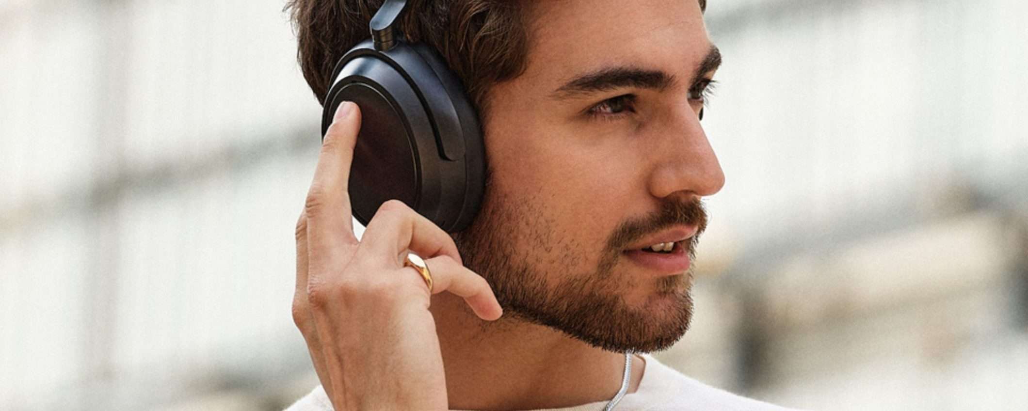 Audio SPETTACOLARE con le Sennheiser Momentum 4 Wireless SE: -21% su Amazon Audio SPETTACOLARE con le Sennheiser Momentum 4 Wireless SE: -21% su Amazon