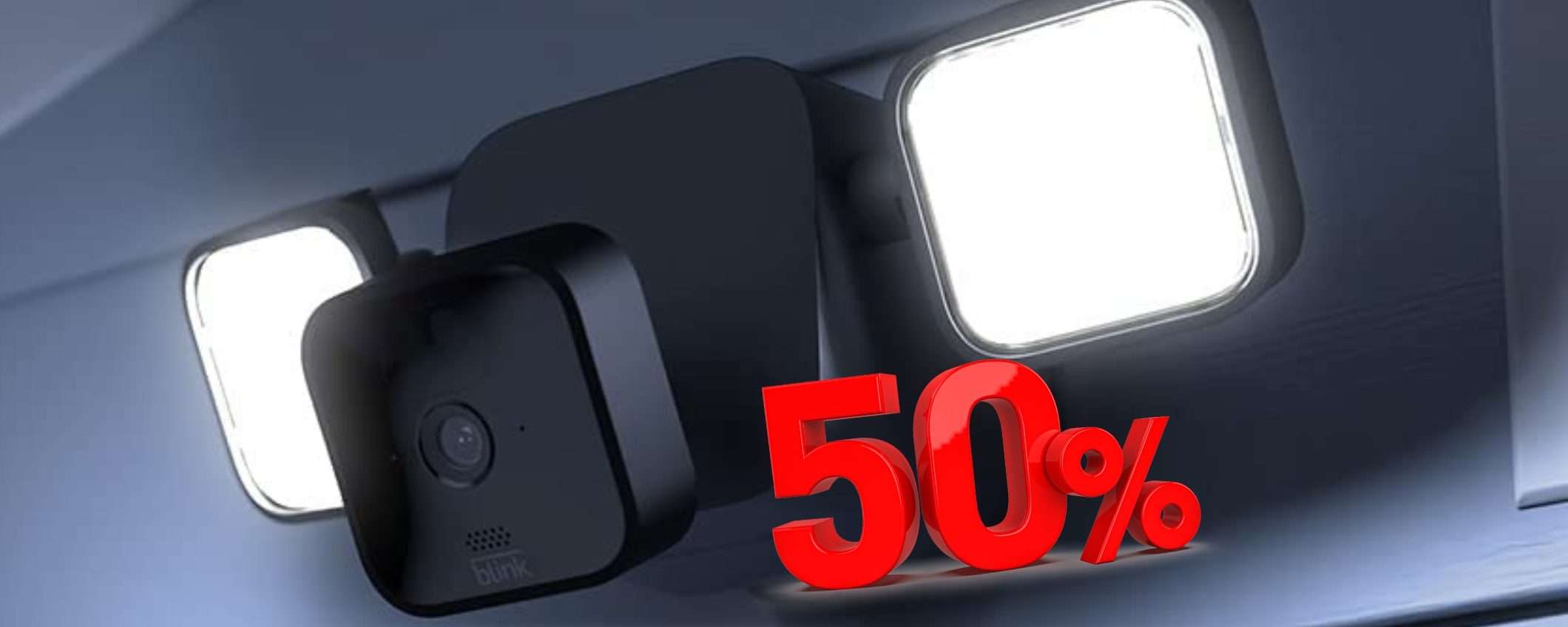 Casa sicura con la videocamera Blink Outdoor dotata di faretti Floodlight (50%) Casa sicura con la videocamera Blink Outdoor dotata di faretti Floodlight (50%)