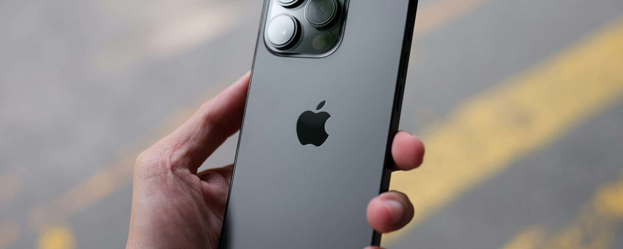 iPhone SE 4 è più vicino di quel che pensiamo: l'annuncio la prossima settimana? iPhone SE 4 è più vicino di quel che pensiamo: l'annuncio la prossima settimana?