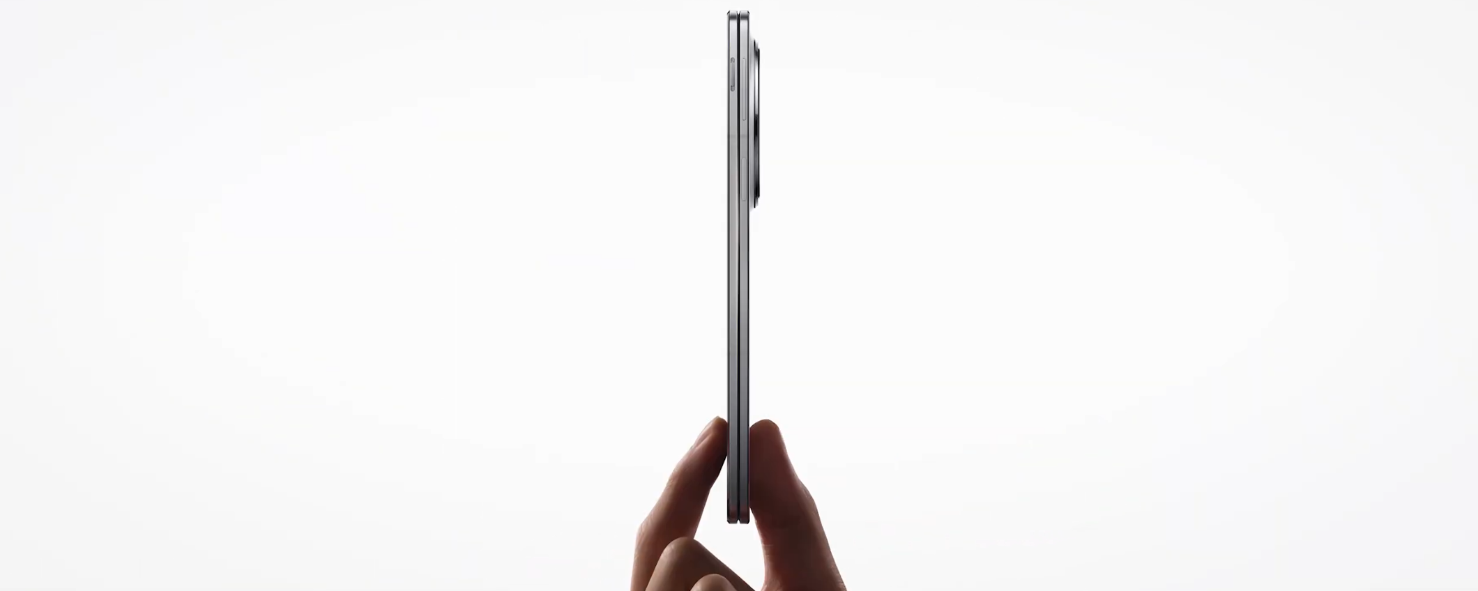 Oppo Find N5: il design è stato integralmente svelato in questo video Oppo Find N5: il design è stato integralmente svelato in questo video