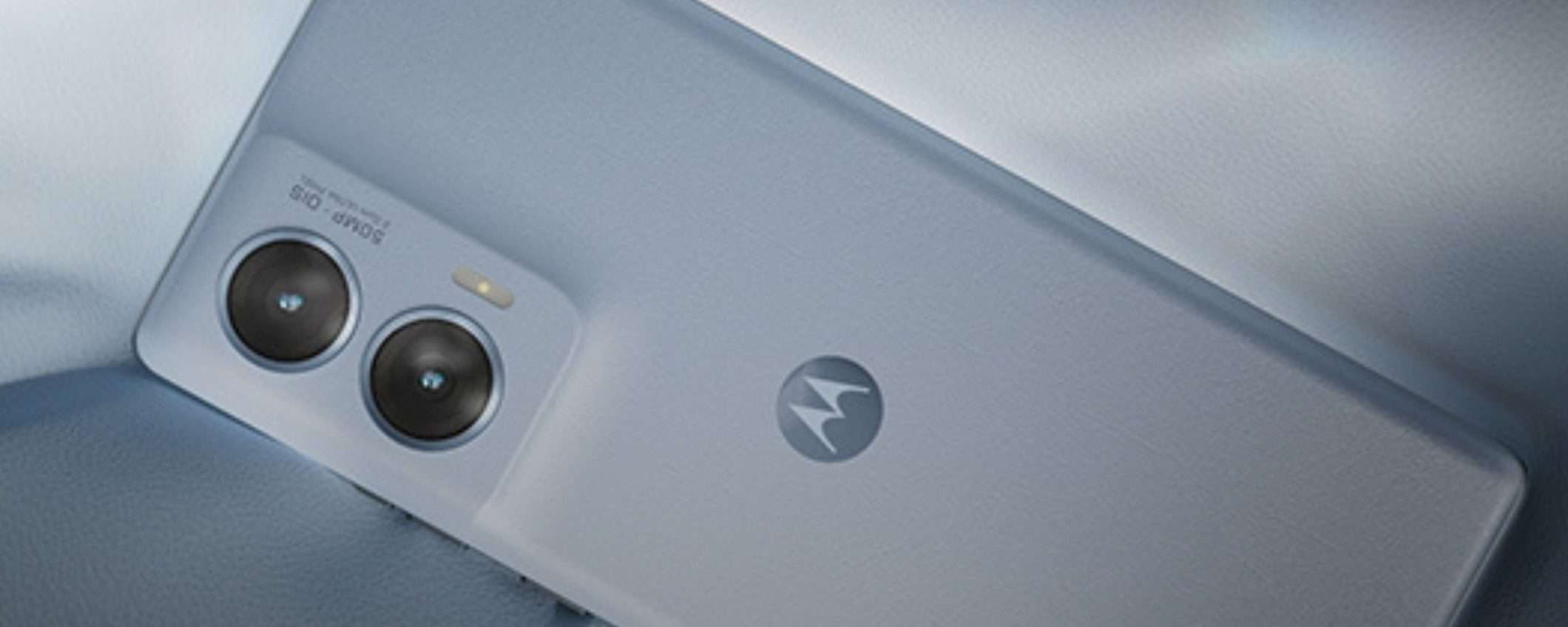 Pannello pOLED, Snap 7s Gen 2 e cam da 50 MP: Motorola Edge 50 Fusion a 289€ Pannello pOLED, Snap 7s Gen 2 e cam da 50 MP: Motorola Edge 50 Fusion a 289€