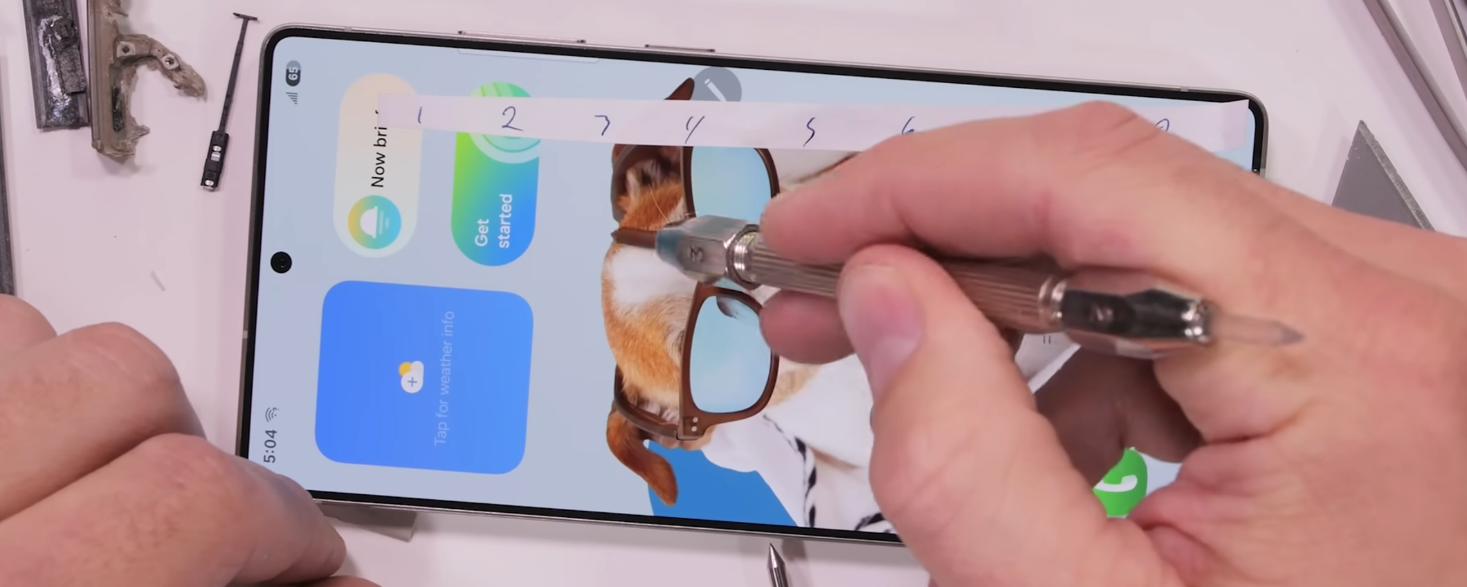 Samsung Galaxy S25 Ultra: il display si graffia più facilmente rispetto a S24 Ultra Samsung Galaxy S25 Ultra: il display si graffia più facilmente rispetto a S24 Ultra