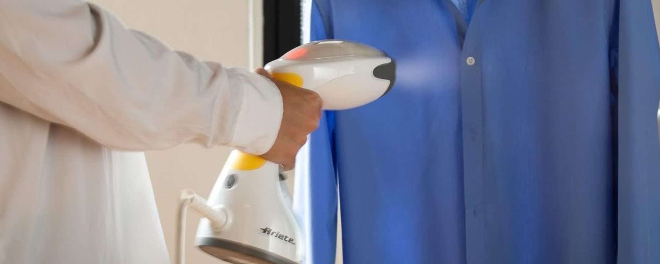Ferro da stiro verticale Ariete: una GENIALATA ad un super prezzo (-38%) Ferro da stiro verticale Ariete: una GENIALATA ad un super prezzo (-38%)