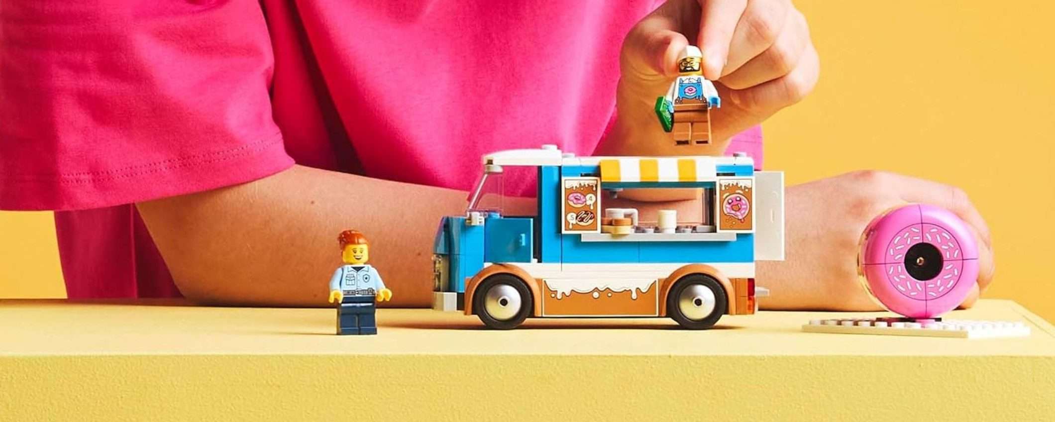 Furgone delle Ciambelle Giocattolo LEGO: super prezzo con lo sconto Amazon Furgone delle Ciambelle Giocattolo LEGO: super prezzo con lo sconto Amazon