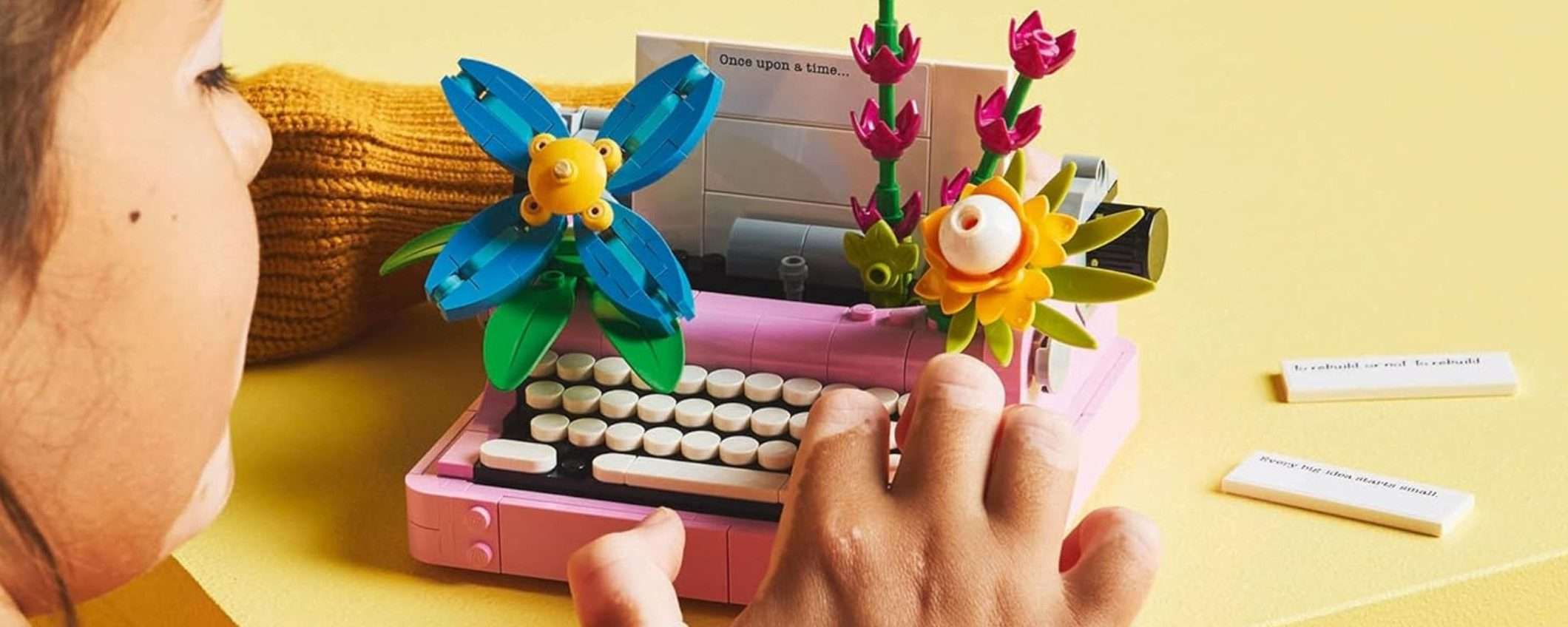 Offerte Primavera Amazon: la macchina da scrivere LEGO 3-in-1 è in super sconto (-34%) Offerte Primavera Amazon: la macchina da scrivere LEGO 3-in-1 è in super sconto (-34%)