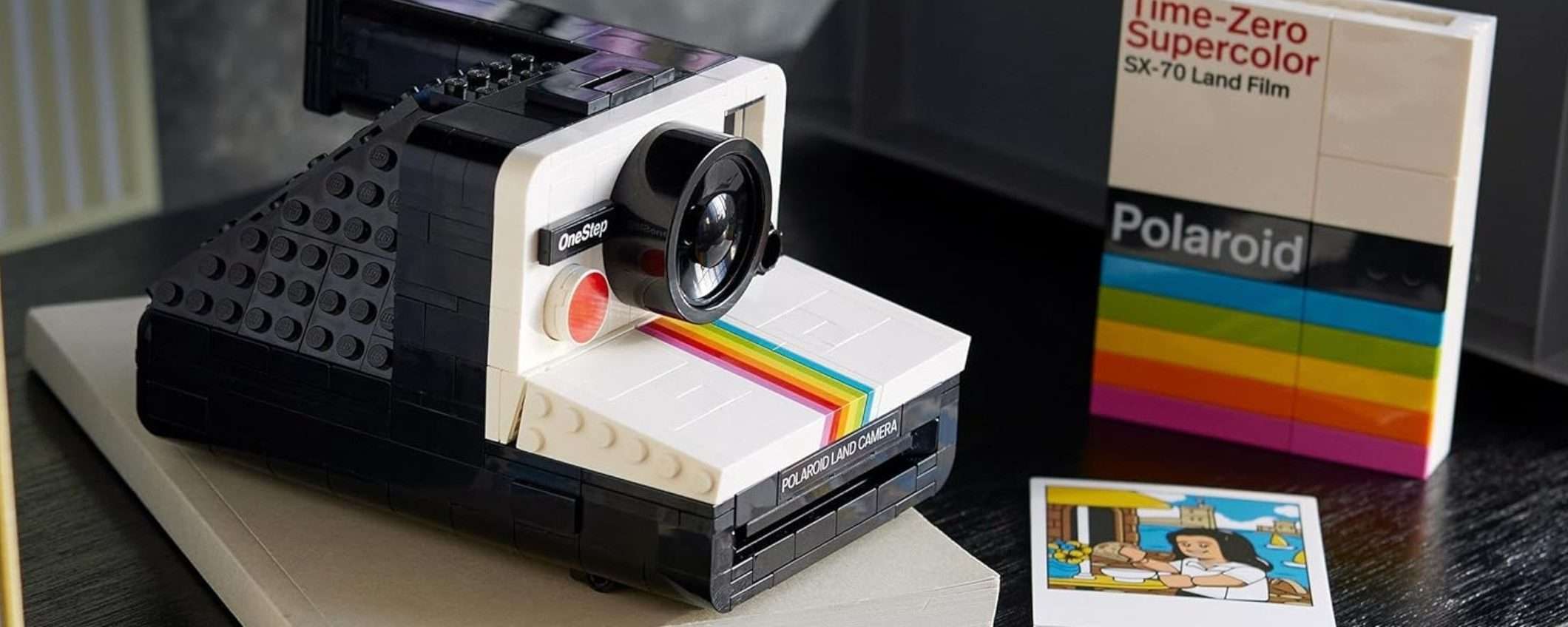 La Polaroid LEGO è in offerta con un set Fiori di Ciliegio in OMAGGIO La Polaroid LEGO è in offerta con un set Fiori di Ciliegio in OMAGGIO