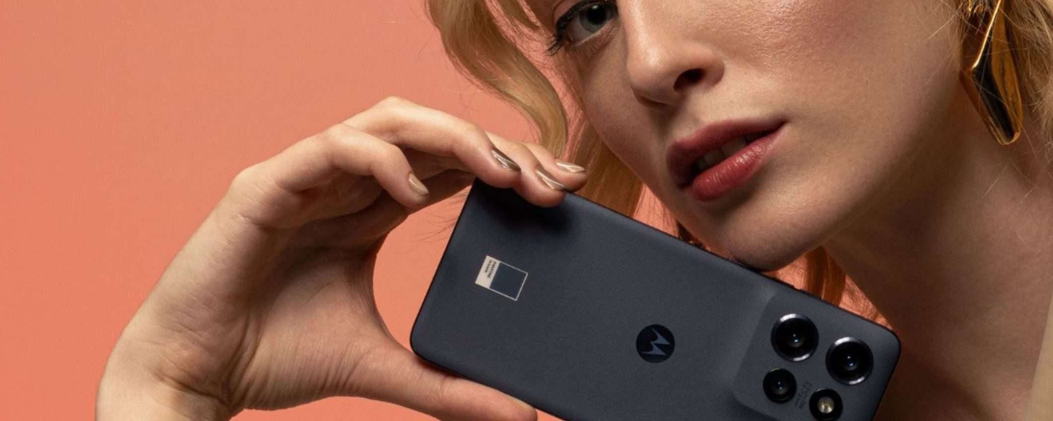 Pannello pOLED a 120Hz, cam Sony da 50MP e molto altro: Motorola Edge 50 Neo a 280€ Pannello pOLED a 120Hz, cam Sony da 50MP e molto altro: Motorola Edge 50 Neo a 280€