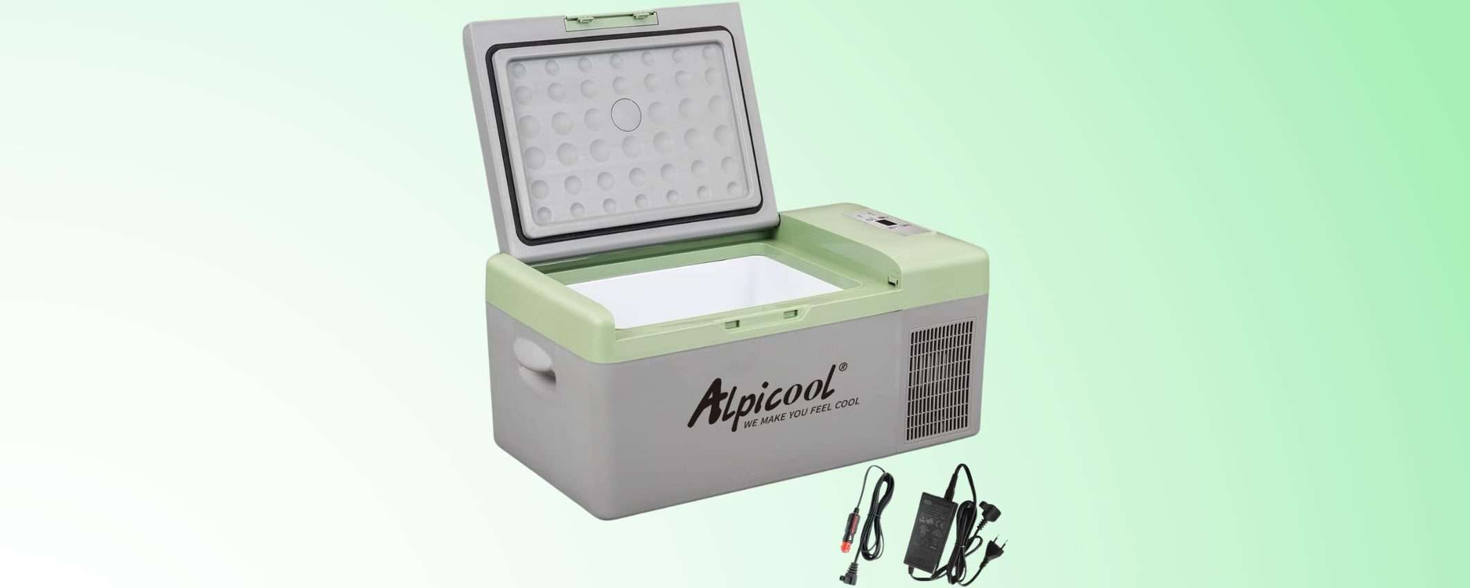 Mini frigo portatile salva viaggio e pic nic: l'offerta che arriva al momento GIUSTO Mini frigo portatile salva viaggio e pic nic: l'offerta che arriva al momento GIUSTO