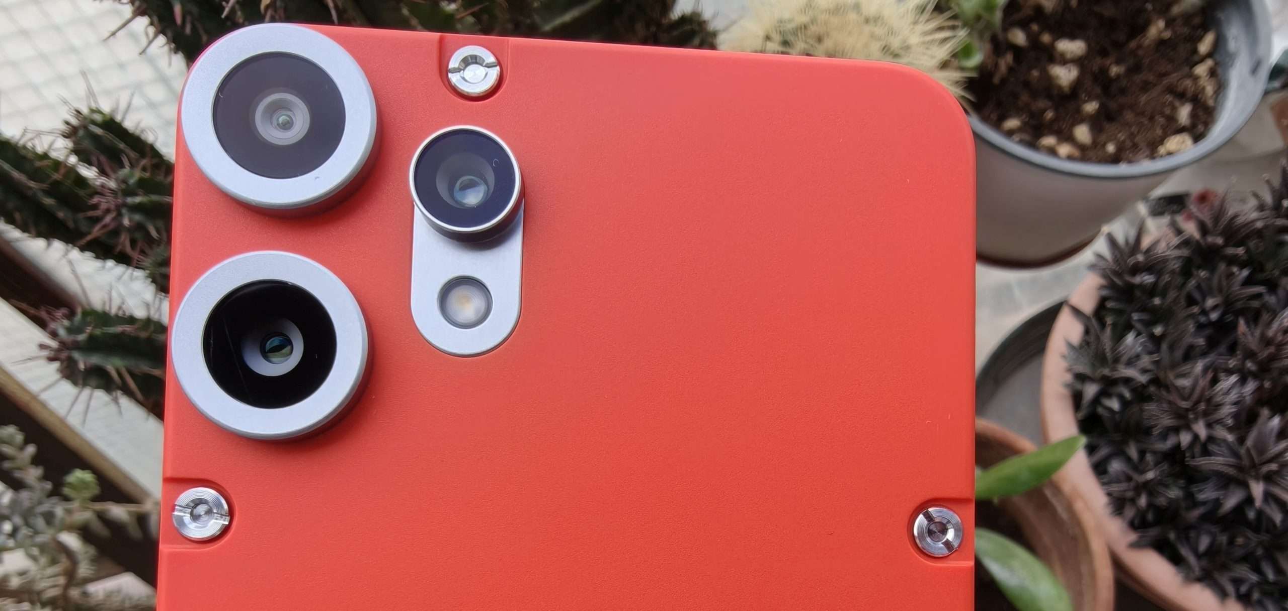 CMF Phone 2 Pro: è lui lo smartphone più bello del 2025? (recensione)