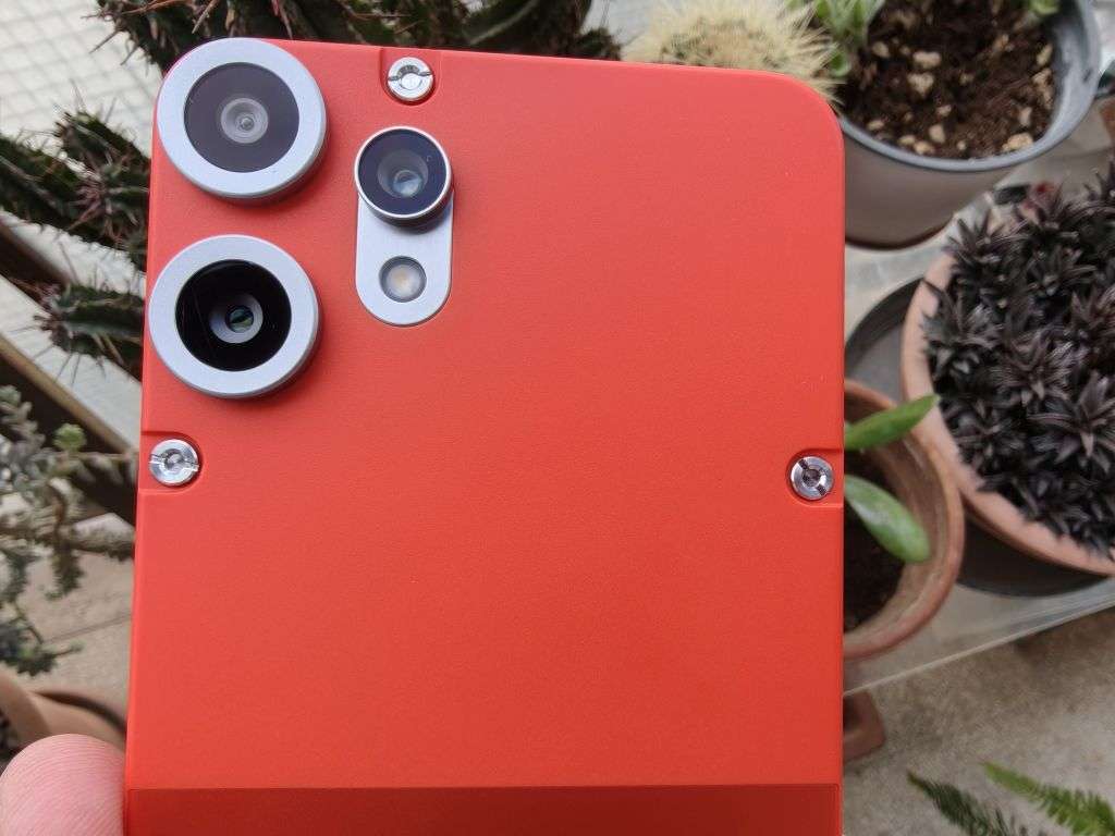 cmf phone 2 fotocamere