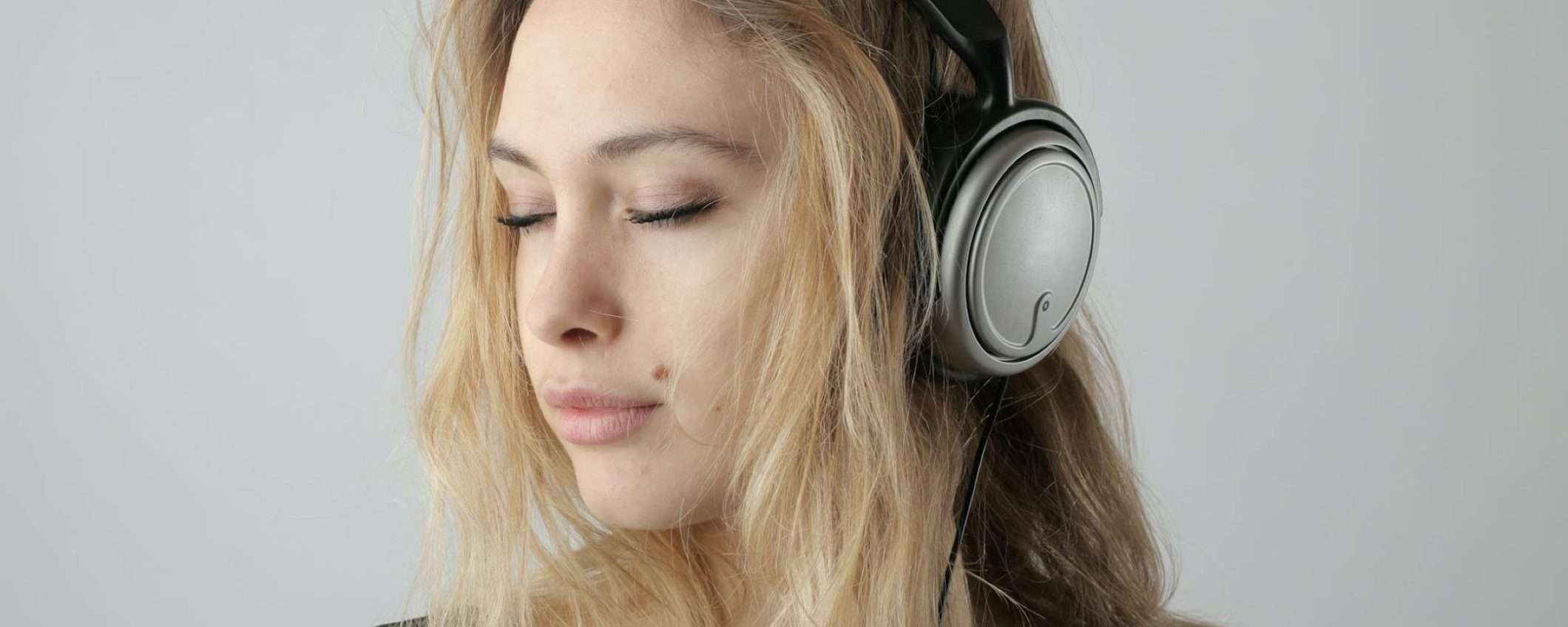 Ascolta i nuovi tormentoni estivi con la prova gratuita di Amazon Music Unlimited Ascolta i nuovi tormentoni estivi con la prova gratuita di Amazon Music Unlimited