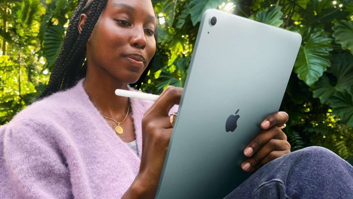 iPad Air con M3 e connettività 5G: -170€ con l'offerta flash di Amazon iPad Air con M3 e connettività 5G: -170€ con l'offerta flash di Amazon
