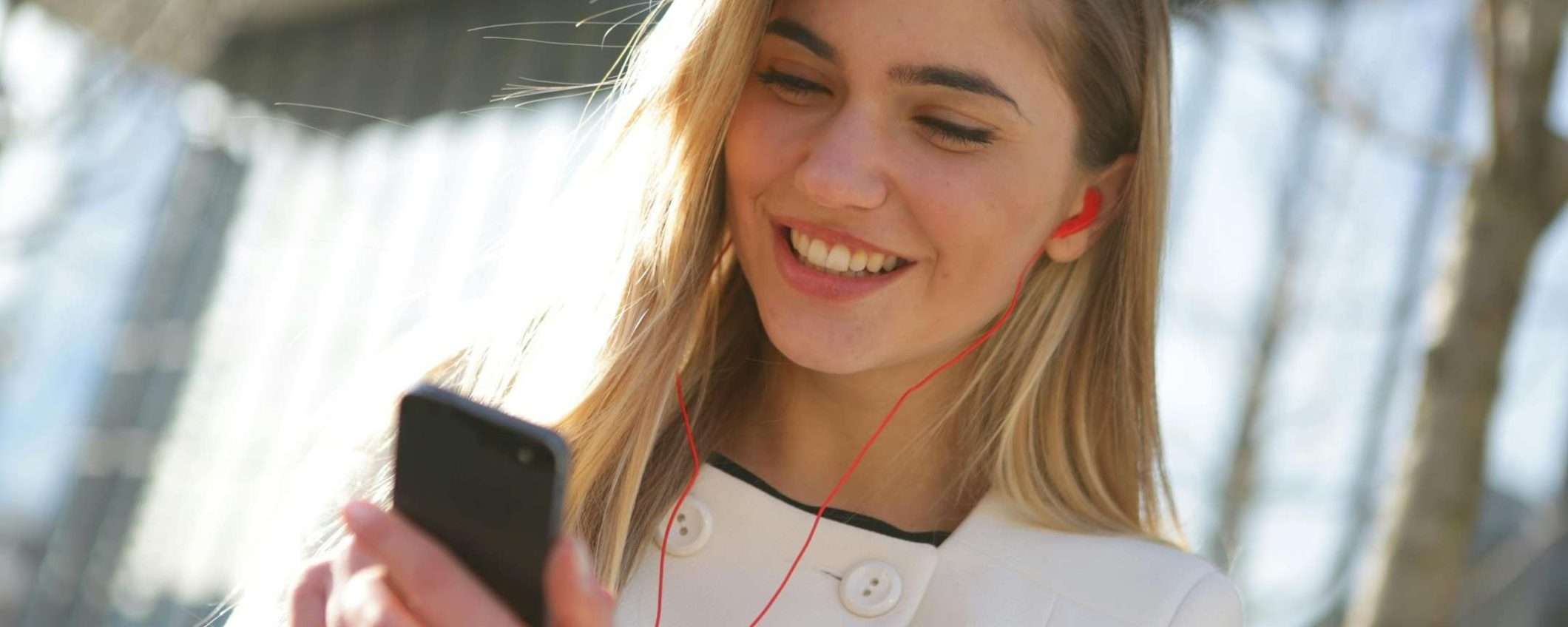 La migliore VPN ora costa meno: bastano poco più di 3 €/mese per un servizio al top La migliore VPN ora costa meno: bastano poco più di 3 €/mese per un servizio al top